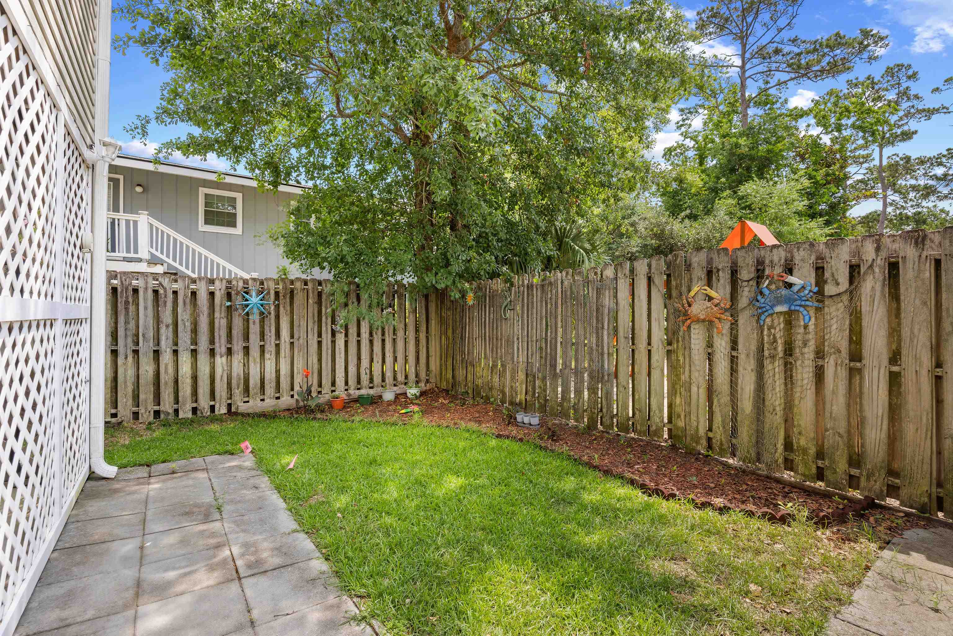 1027b Lakeside Dr. Property Photo 34