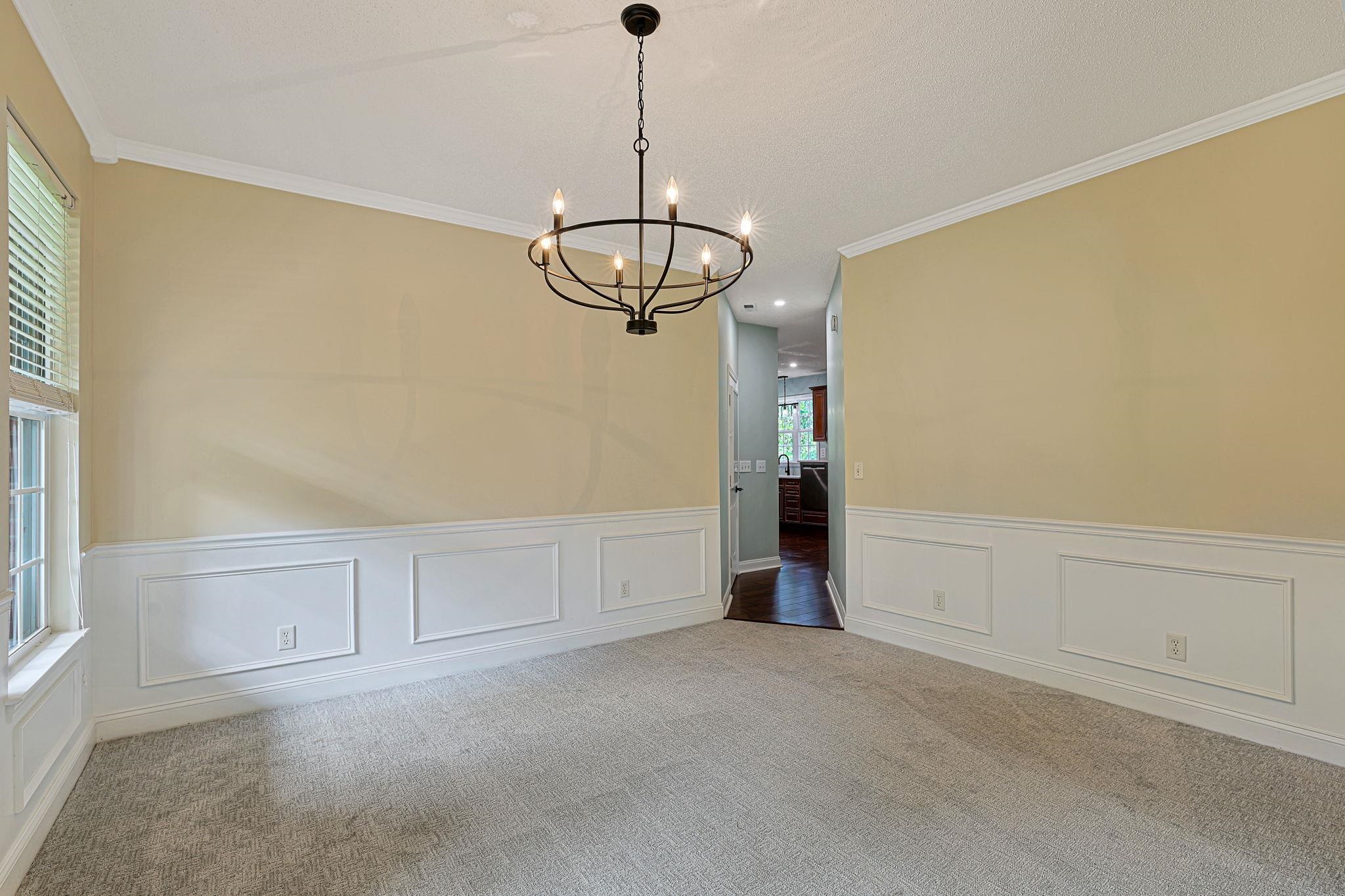 4918 Westwind Dr. Property Photo 7