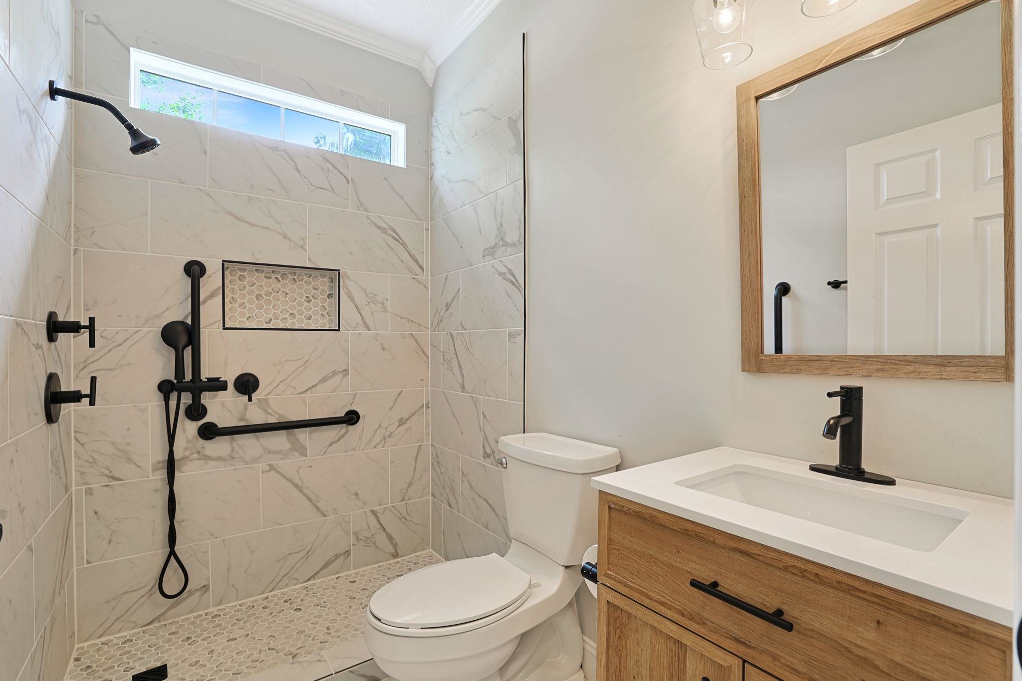 4918 Westwind Dr. Property Photo 18