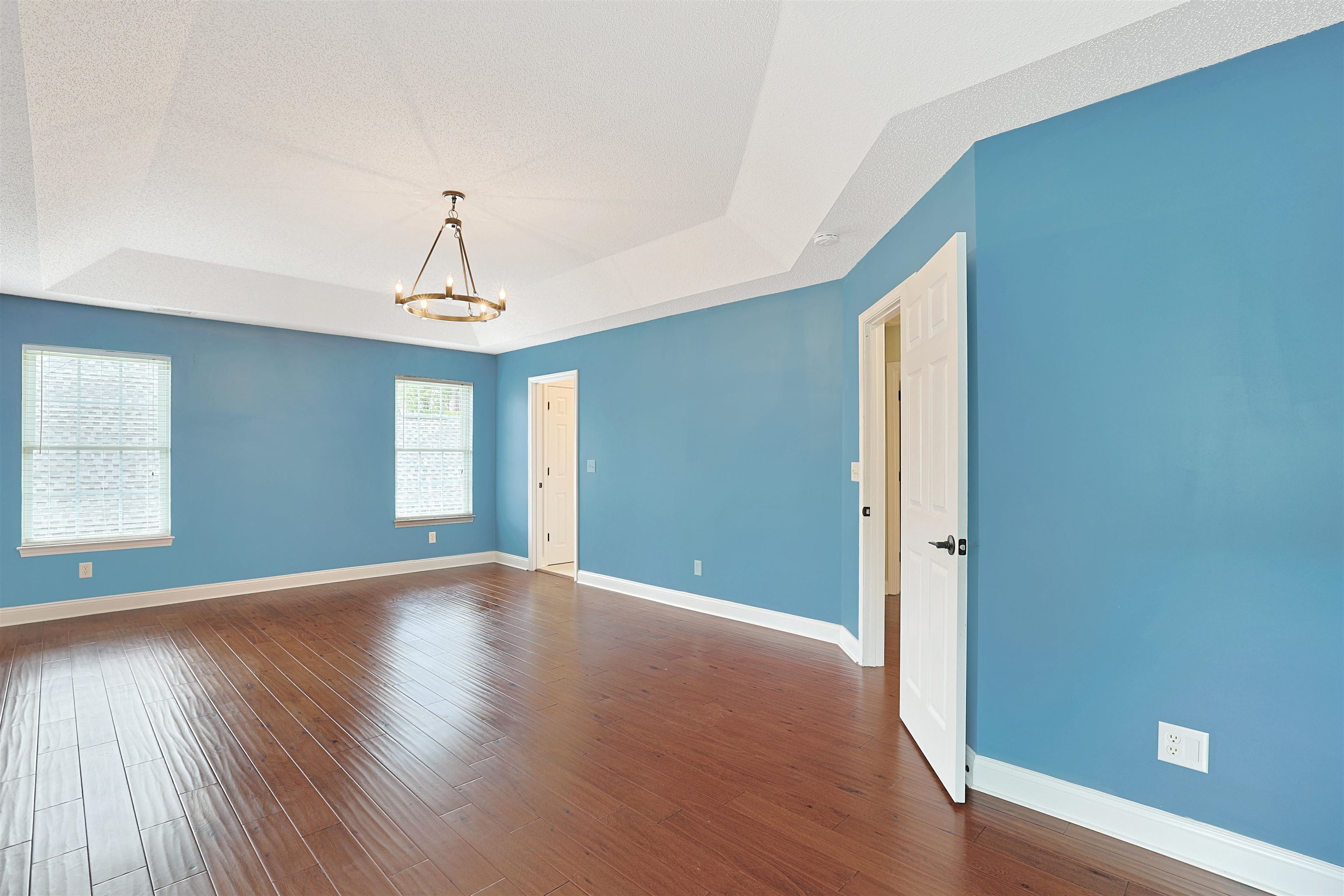 4918 Westwind Dr. Property Photo 25