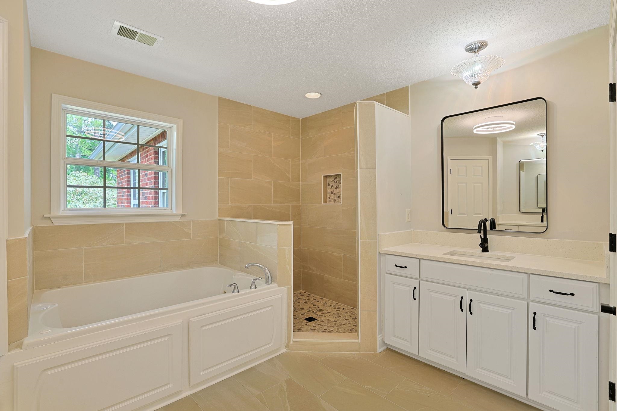 4918 Westwind Dr. Property Photo 27