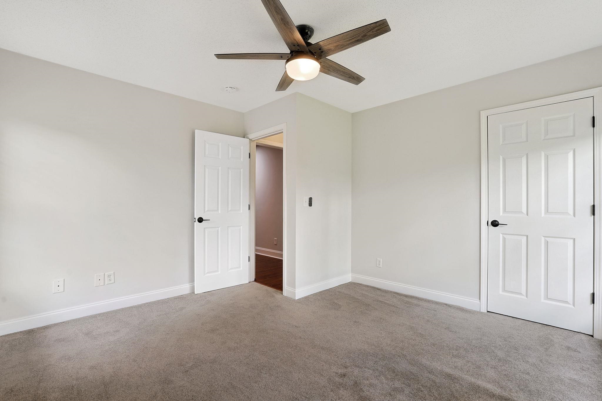 4918 Westwind Dr. Property Photo 31