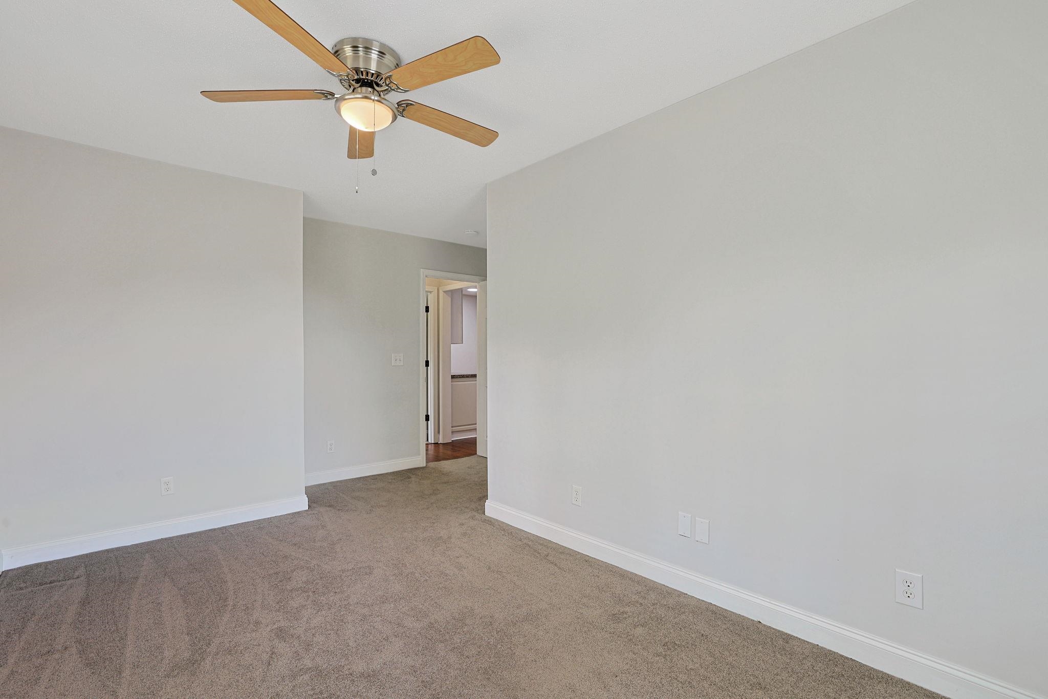 4918 Westwind Dr. Property Photo 36