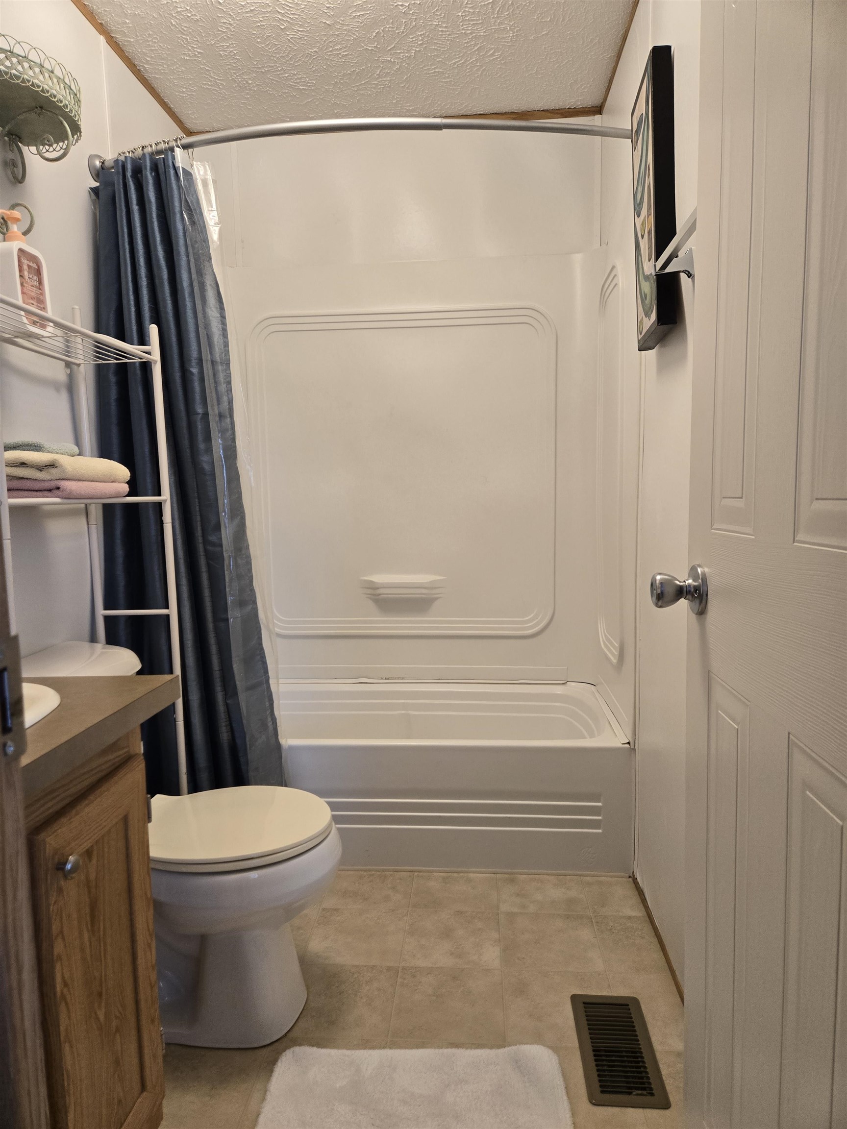 418 Delton Dr. Property Photo 35