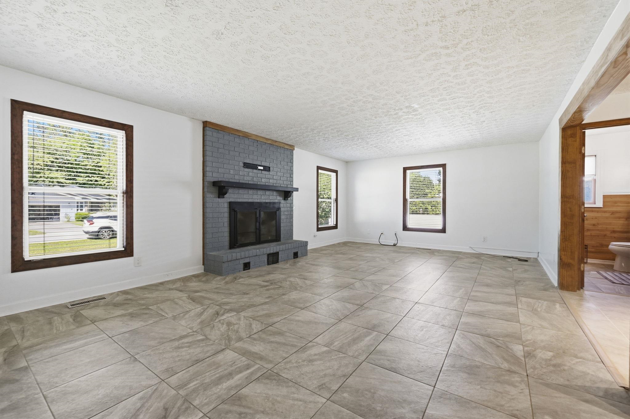 104 Clemson Rd. Property Photo 11