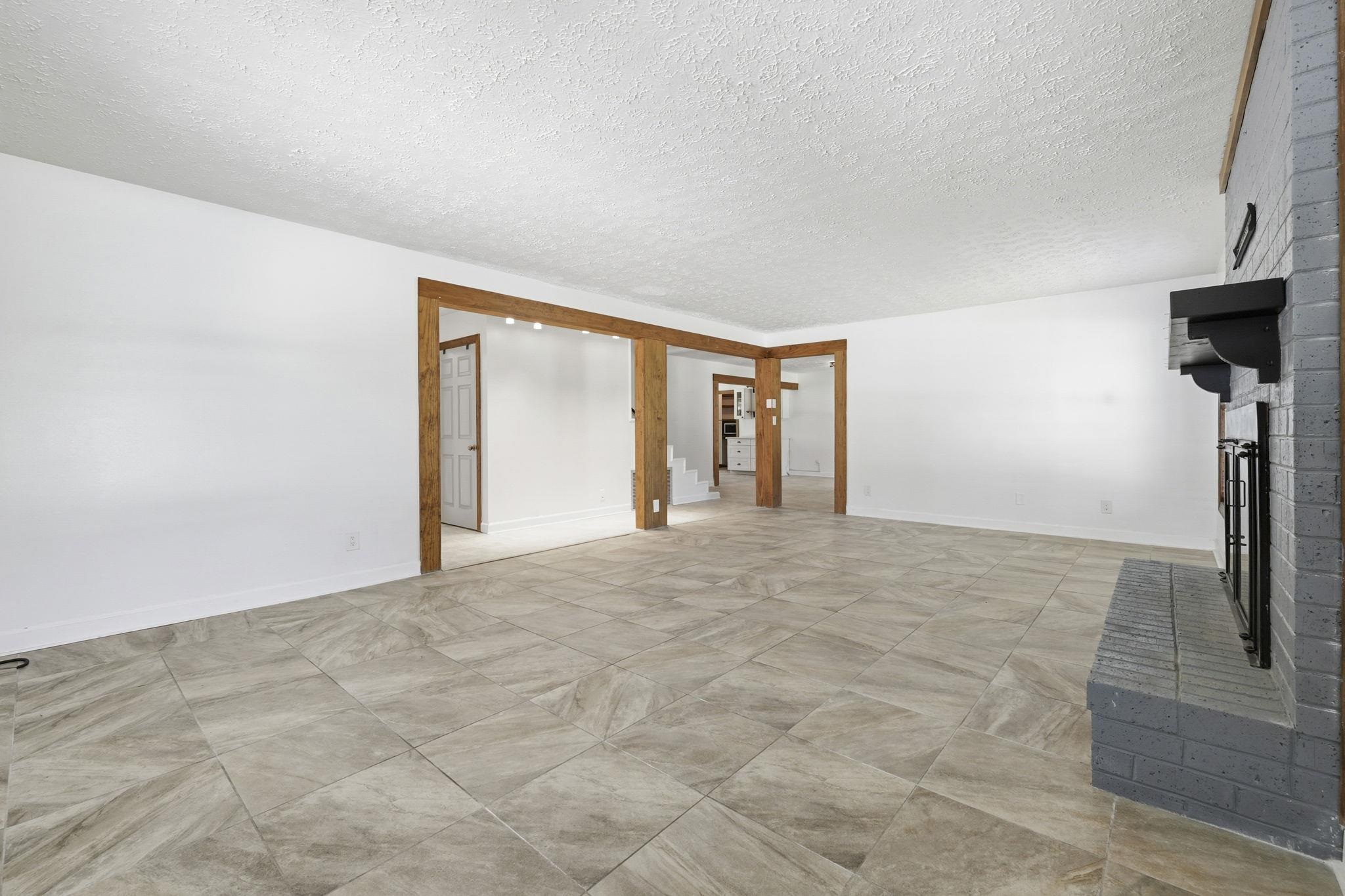 104 Clemson Rd. Property Photo 14