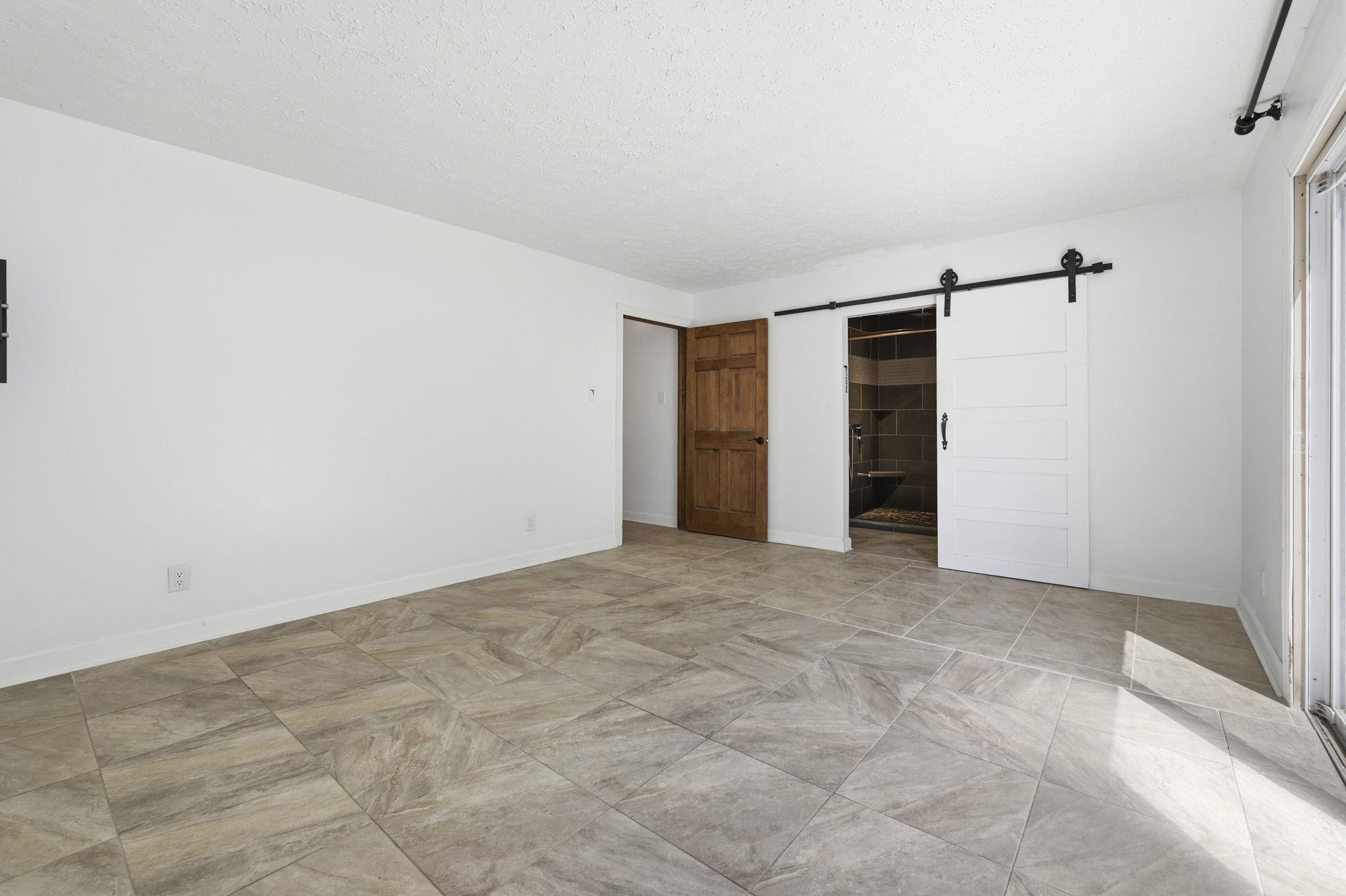 104 Clemson Rd. Property Photo 18