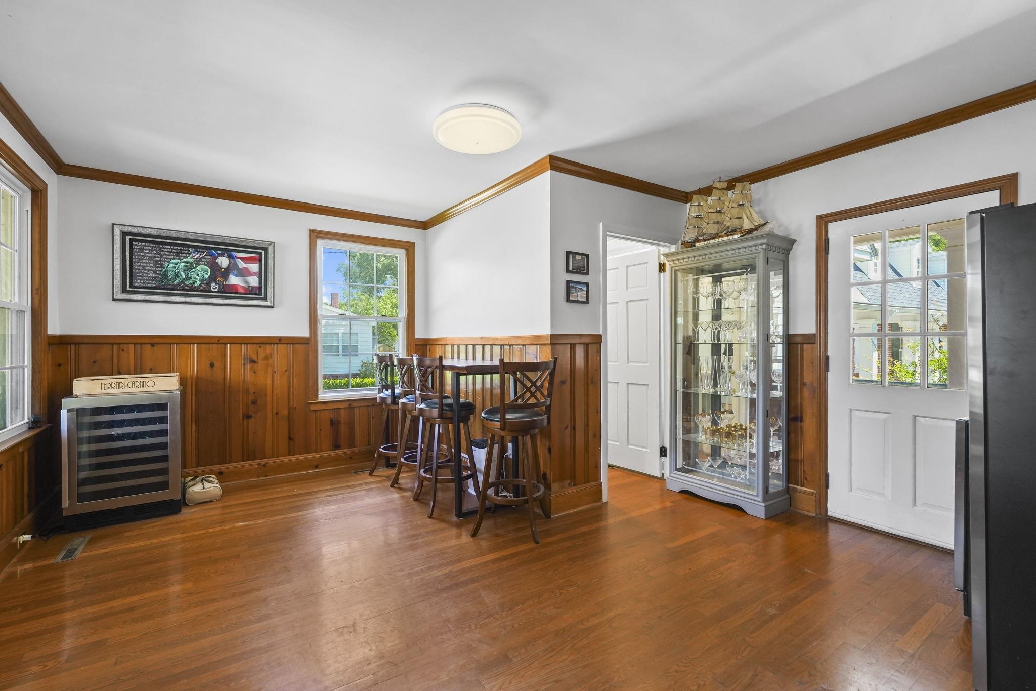 5622 Main St. Property Photo 12