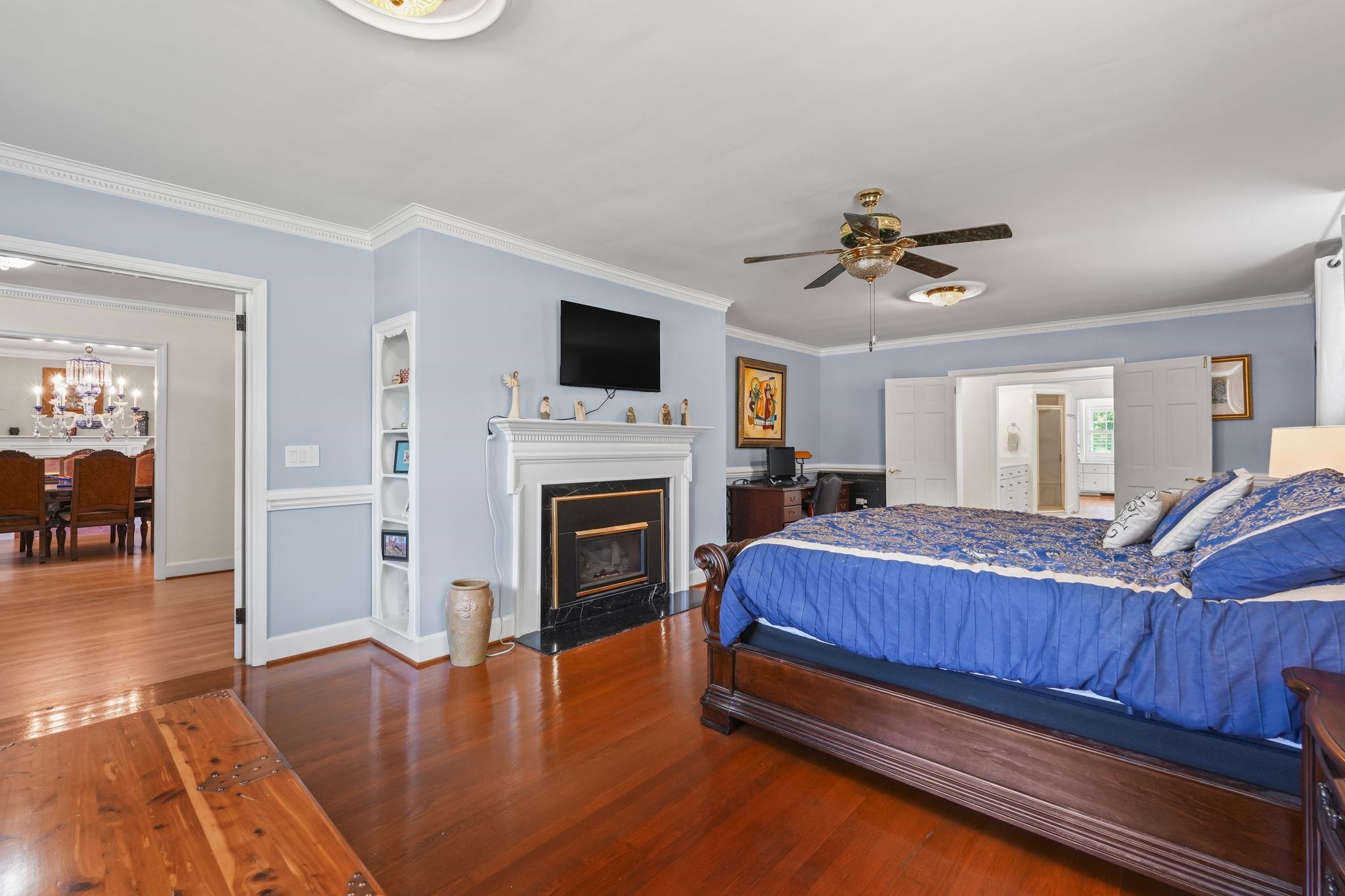 5622 Main St. Property Photo 35