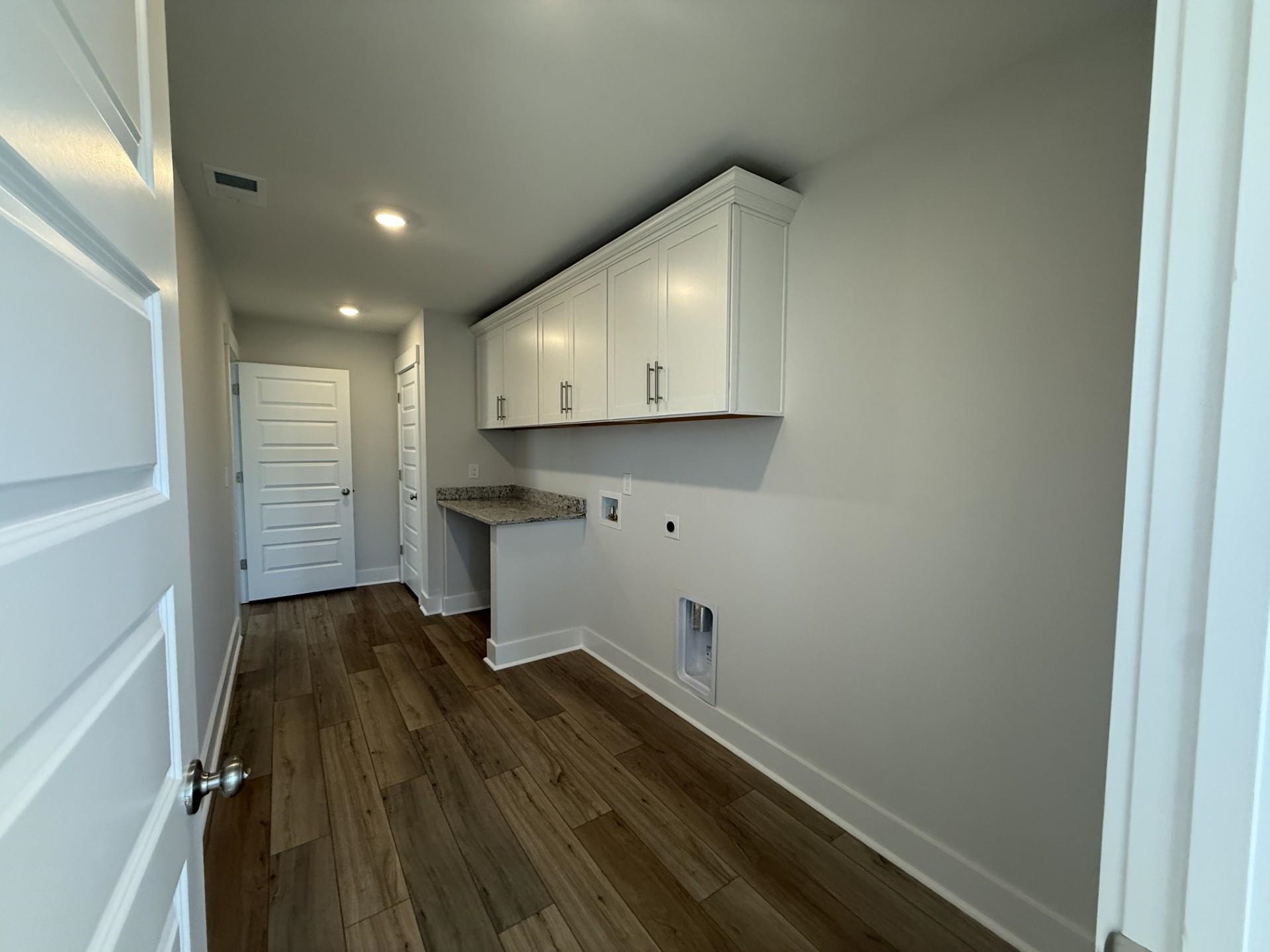 6240 Zoe Way Property Photo 16