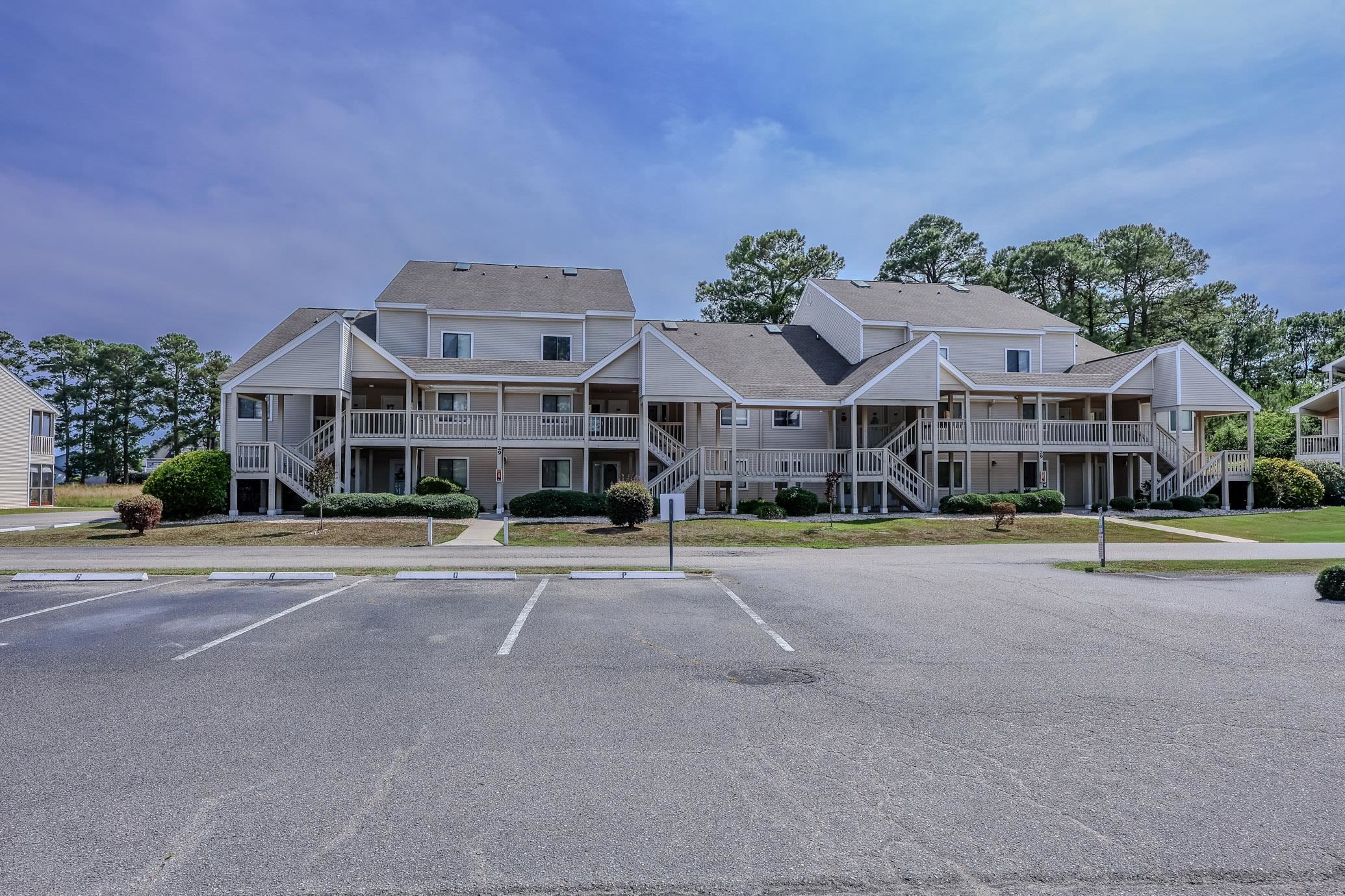 1095 Plantation Dr. W Property Photo 1