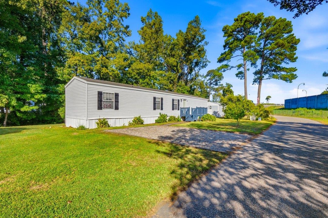 1003 Baron Ln. Property Photo 4