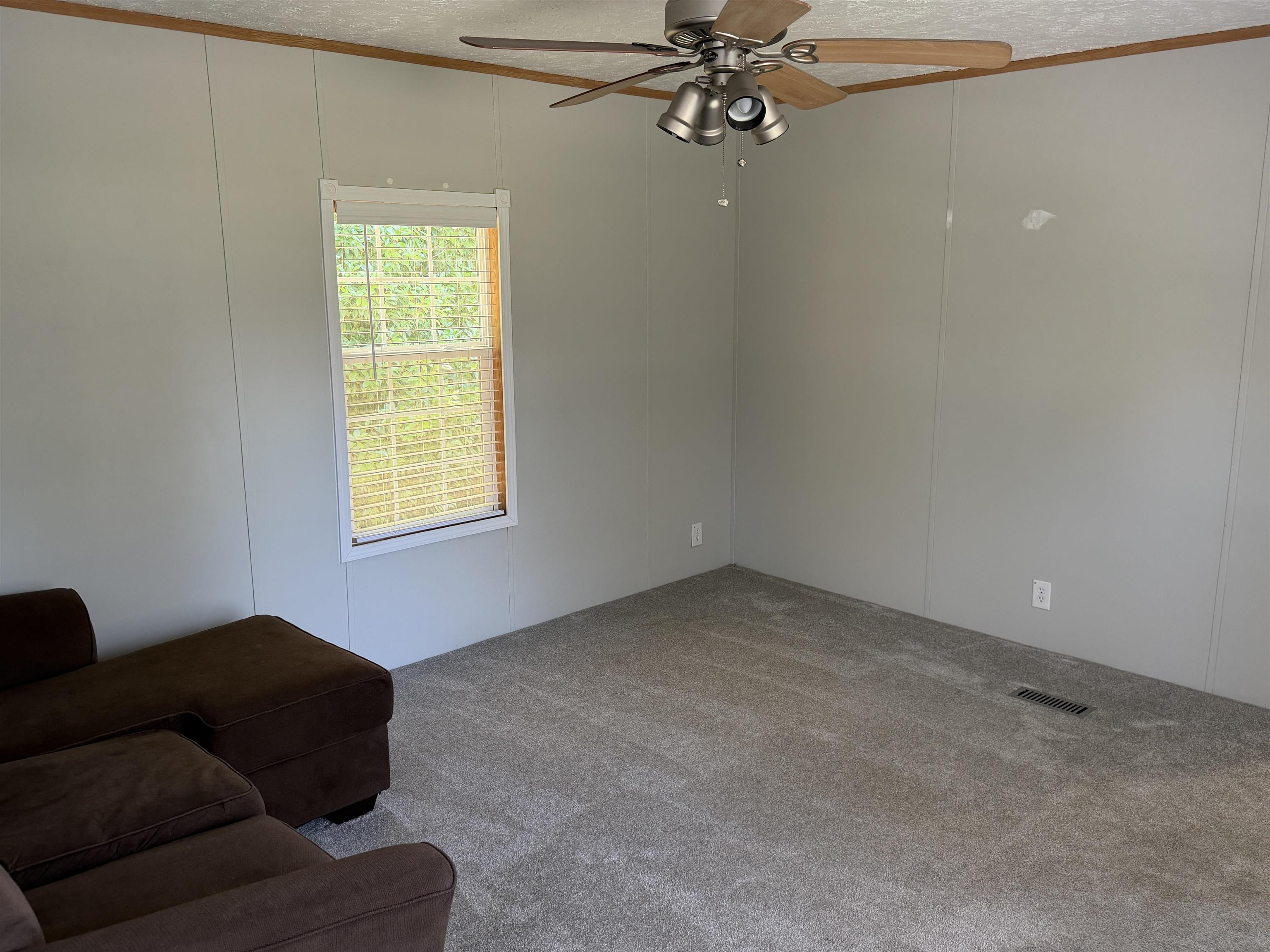 1003 Baron Ln. Property Photo 8