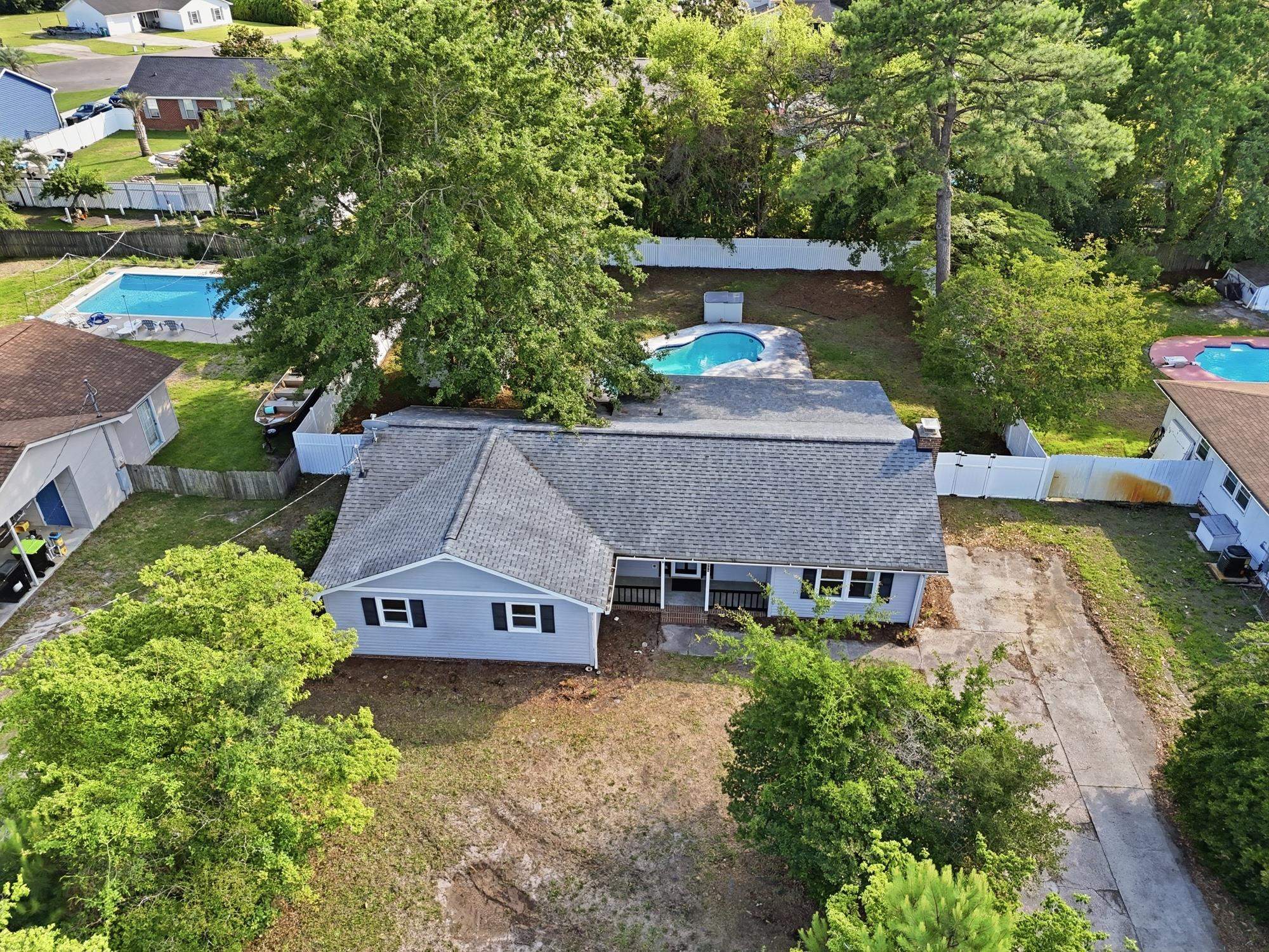 1479 Glenns Bay Rd. Property Photo 3