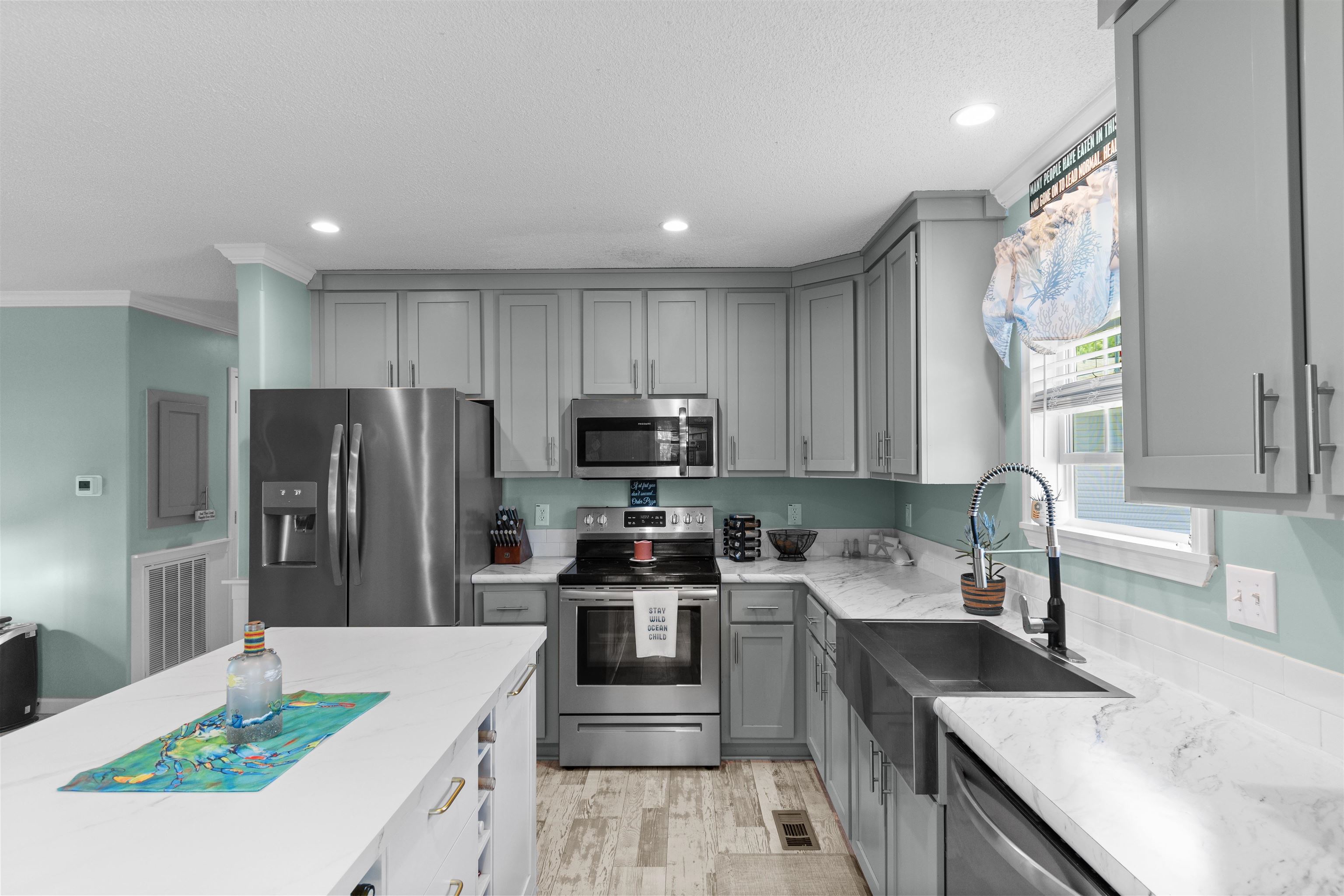 3027 Thoroughfare Ct Property Photo 14