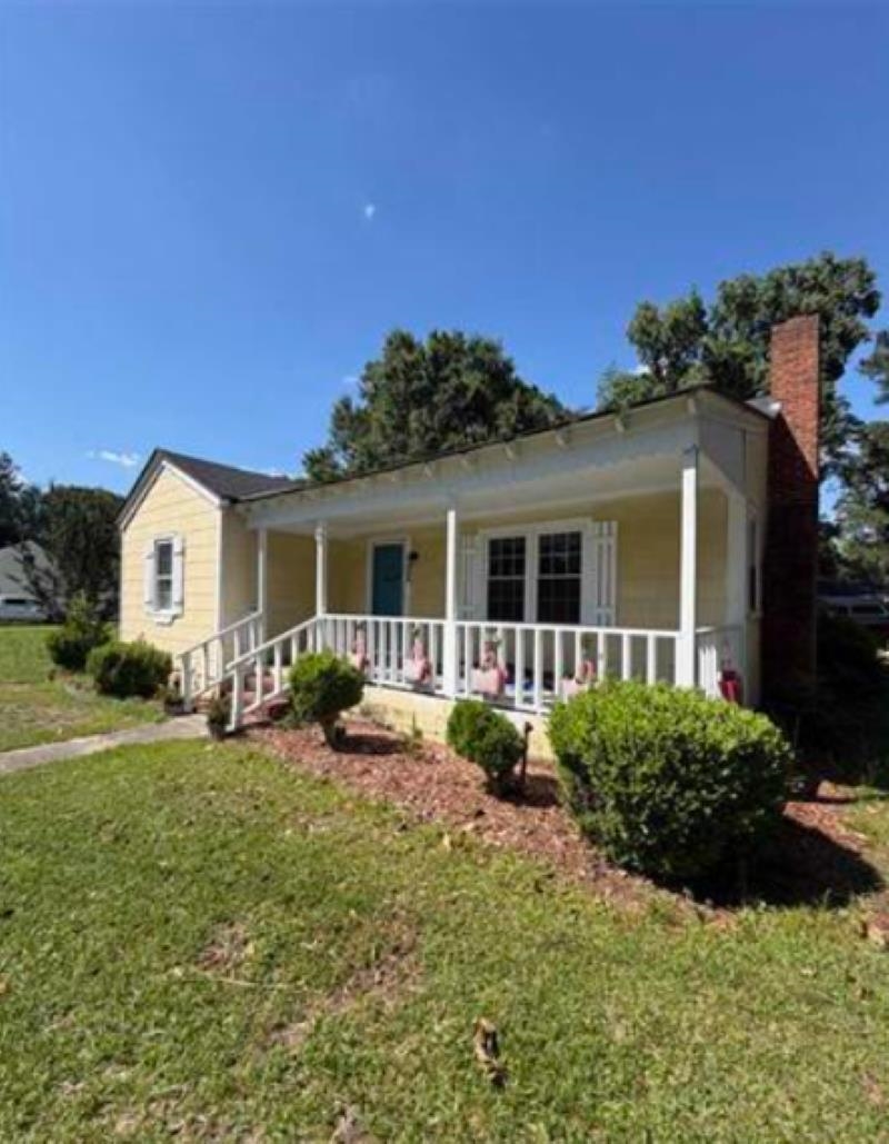 100 Jackson St. Property Photo 1