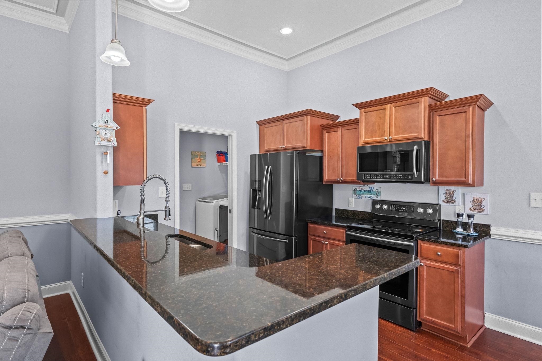405 Bristlecone St. Property Photo 13