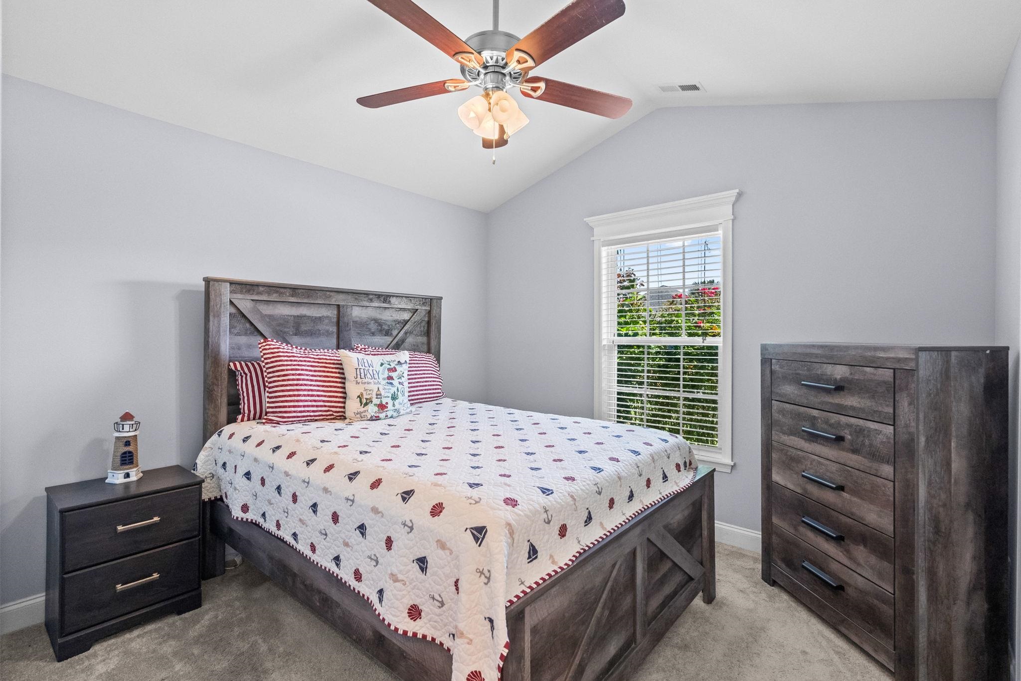 405 Bristlecone St. Property Photo 33