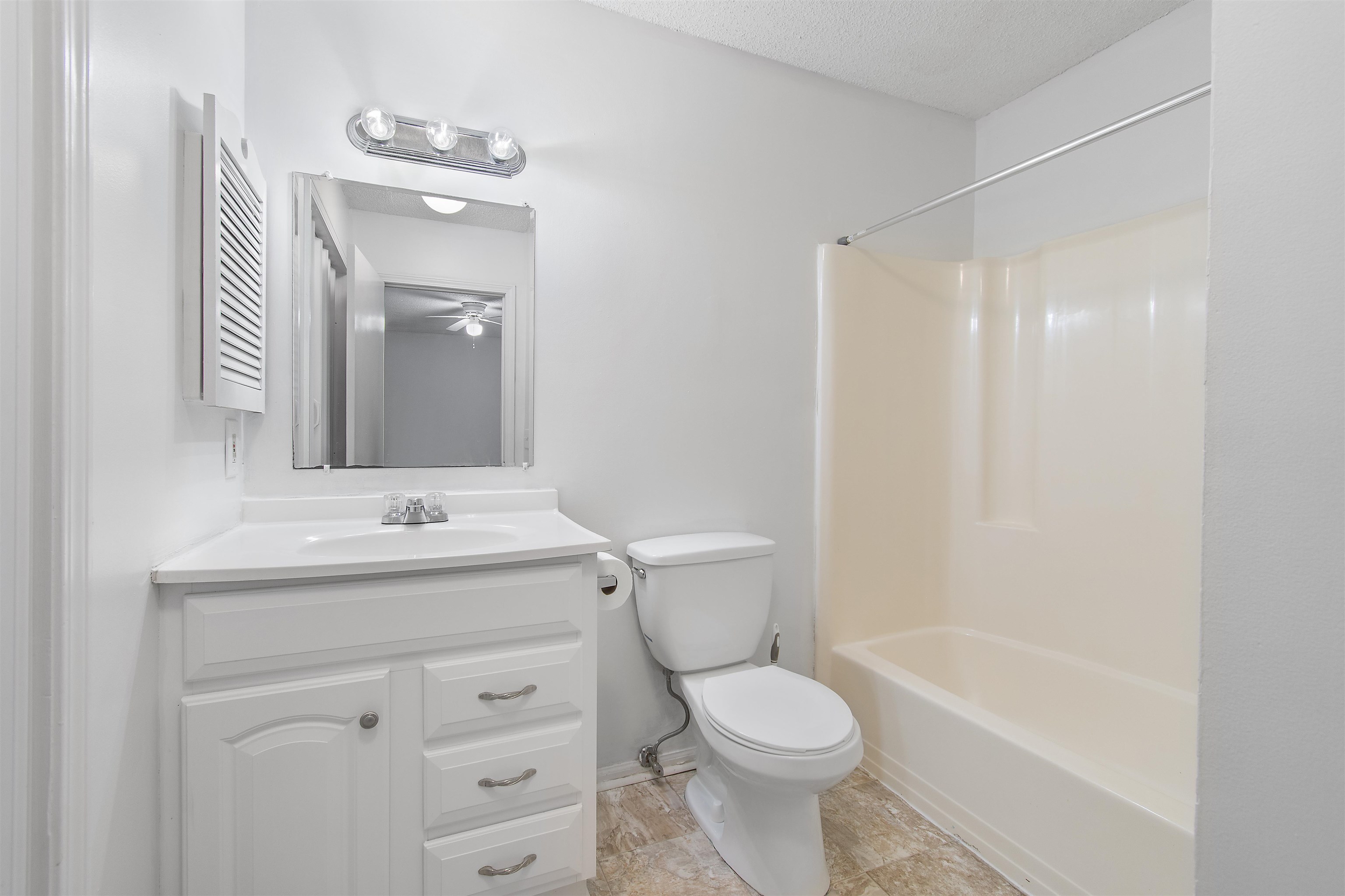 4150 Horseshoe Rd. N Property Photo 10
