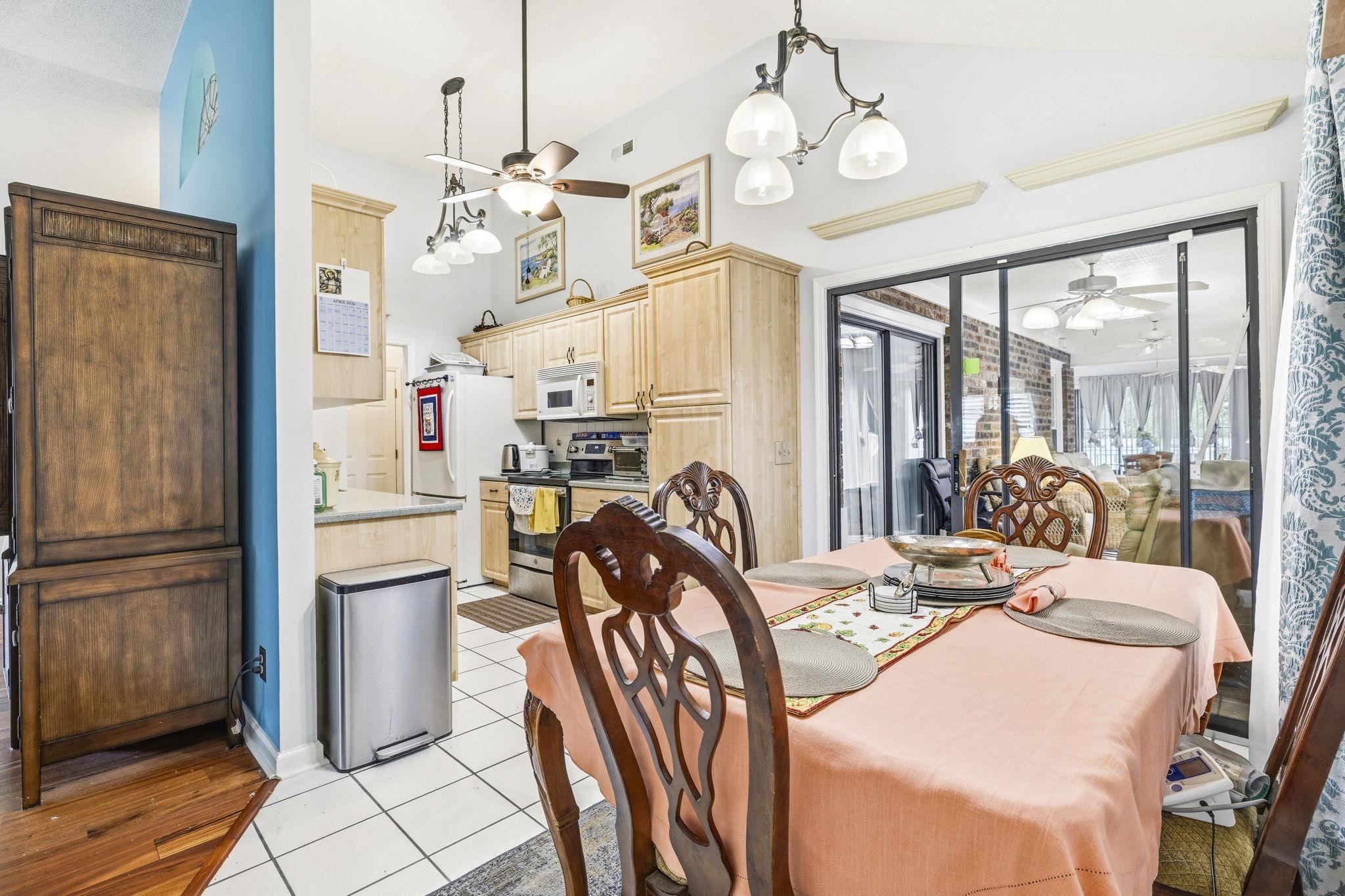1488 Bessent Ave. Property Photo 10