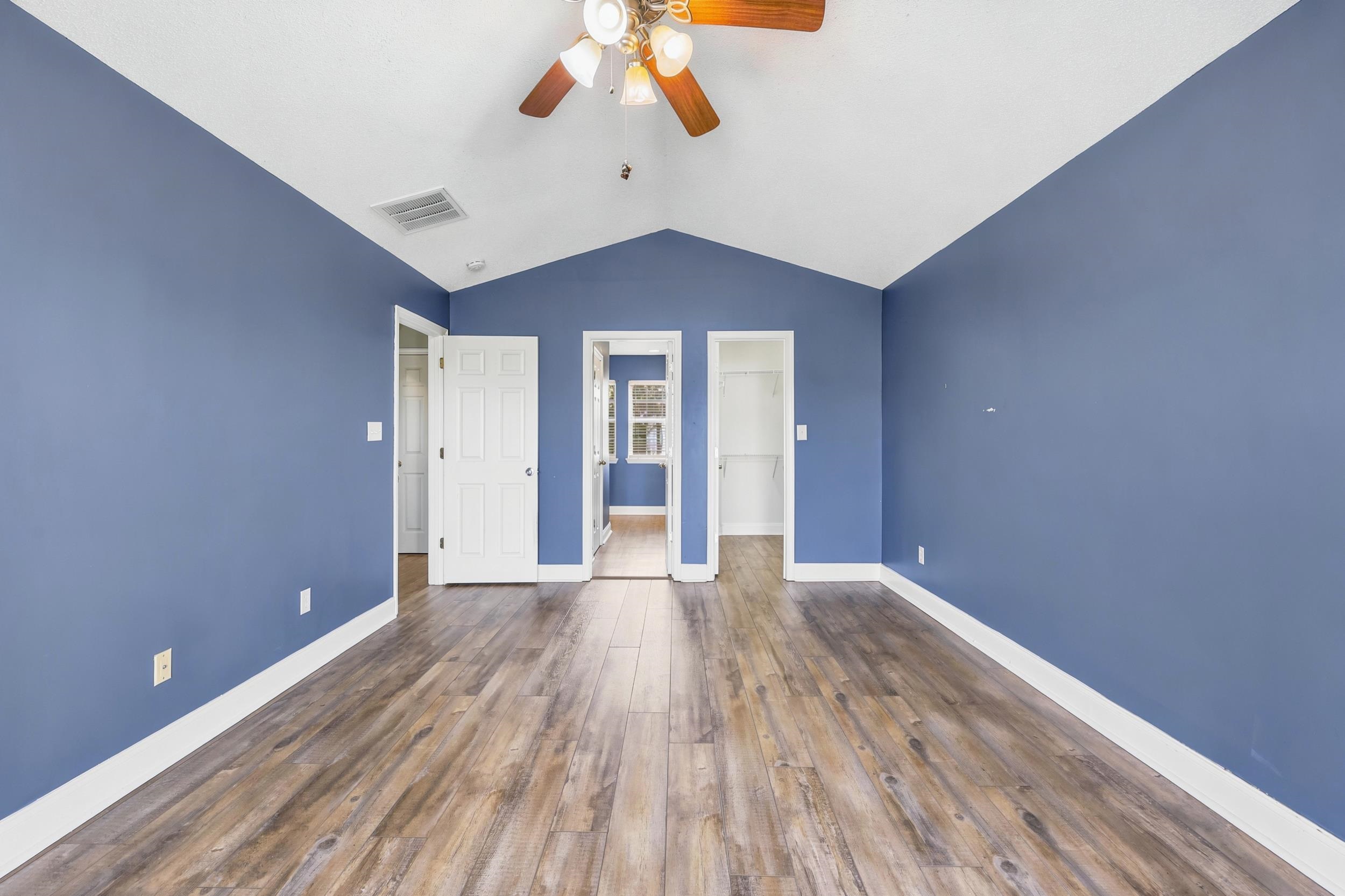 365 Marsh Pl. Property Photo 12