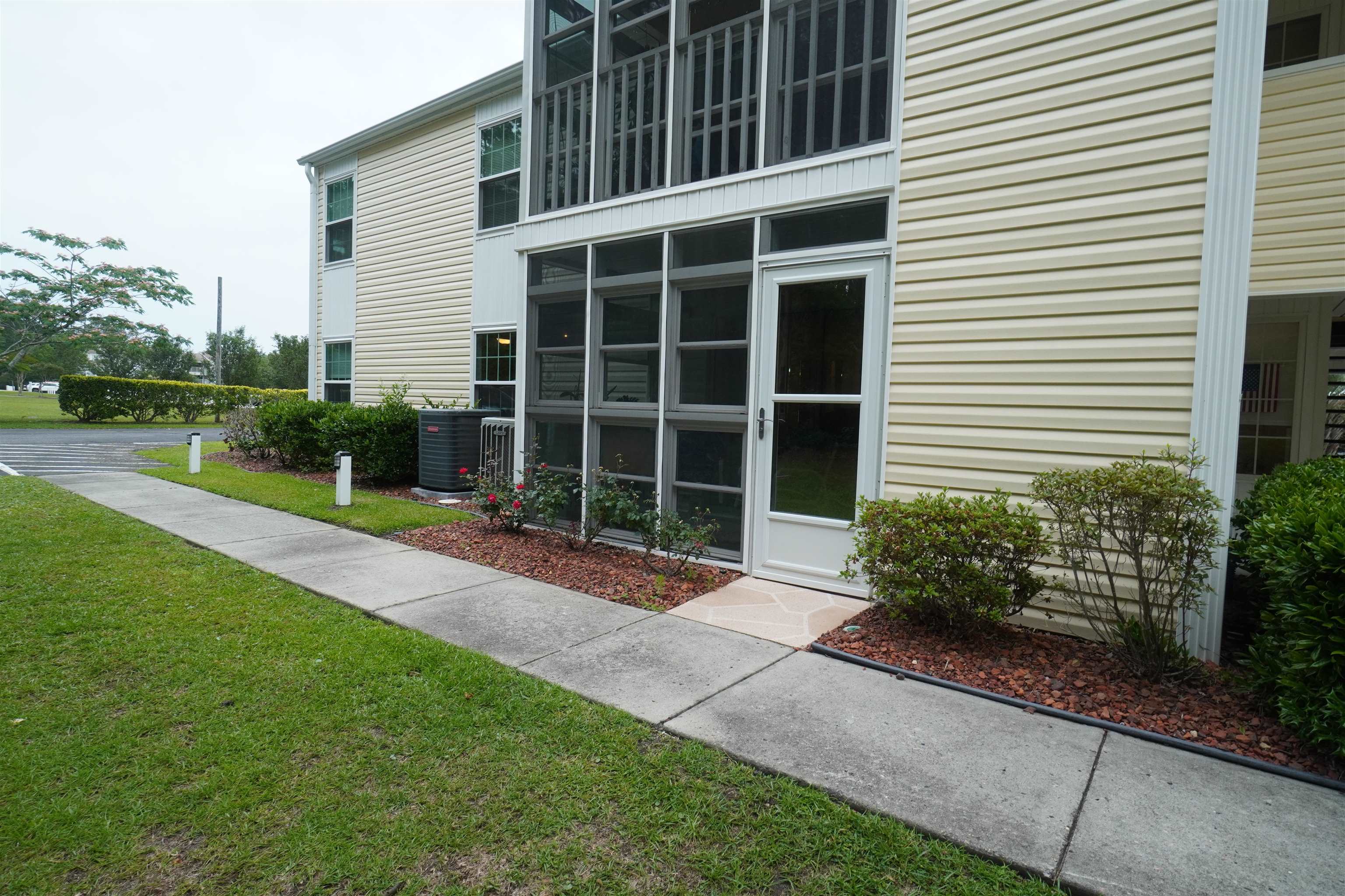 8861 Barkwood Dr. Property Photo 5
