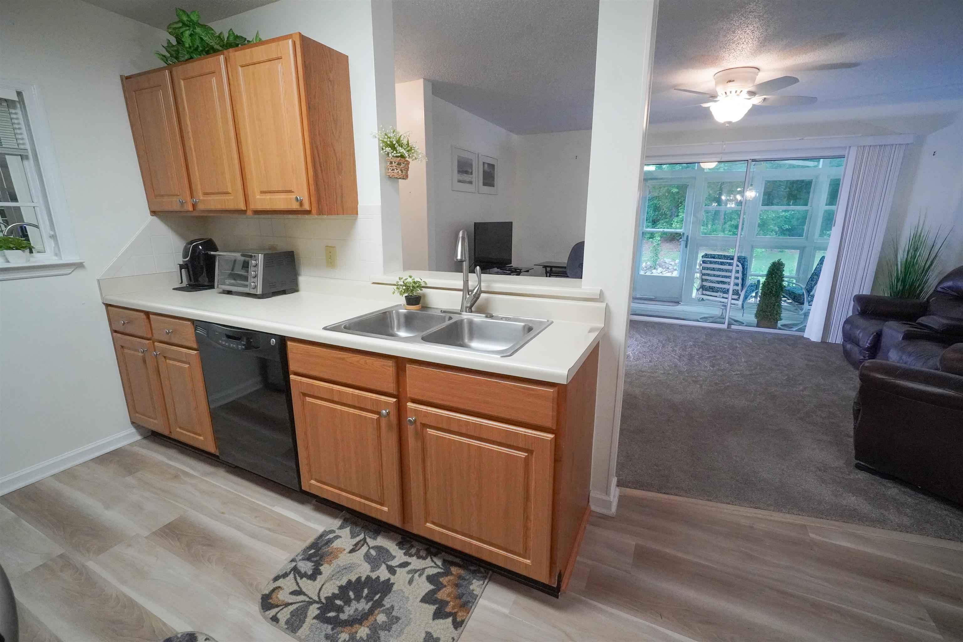 8861 Barkwood Dr. Property Photo 14