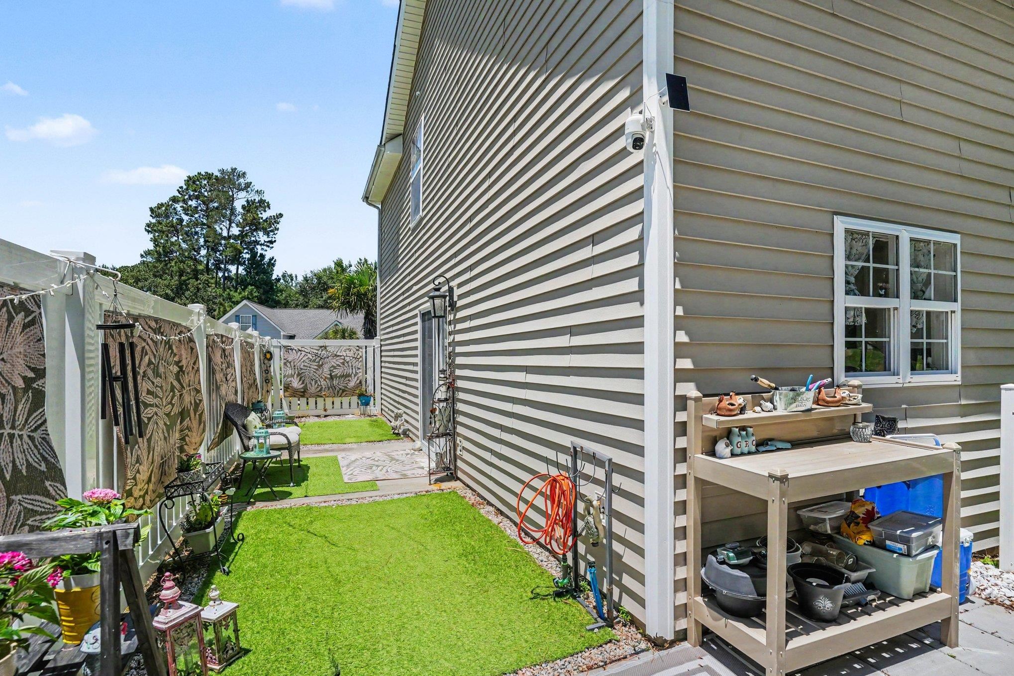 161 Barclay Dr. Property Photo 34