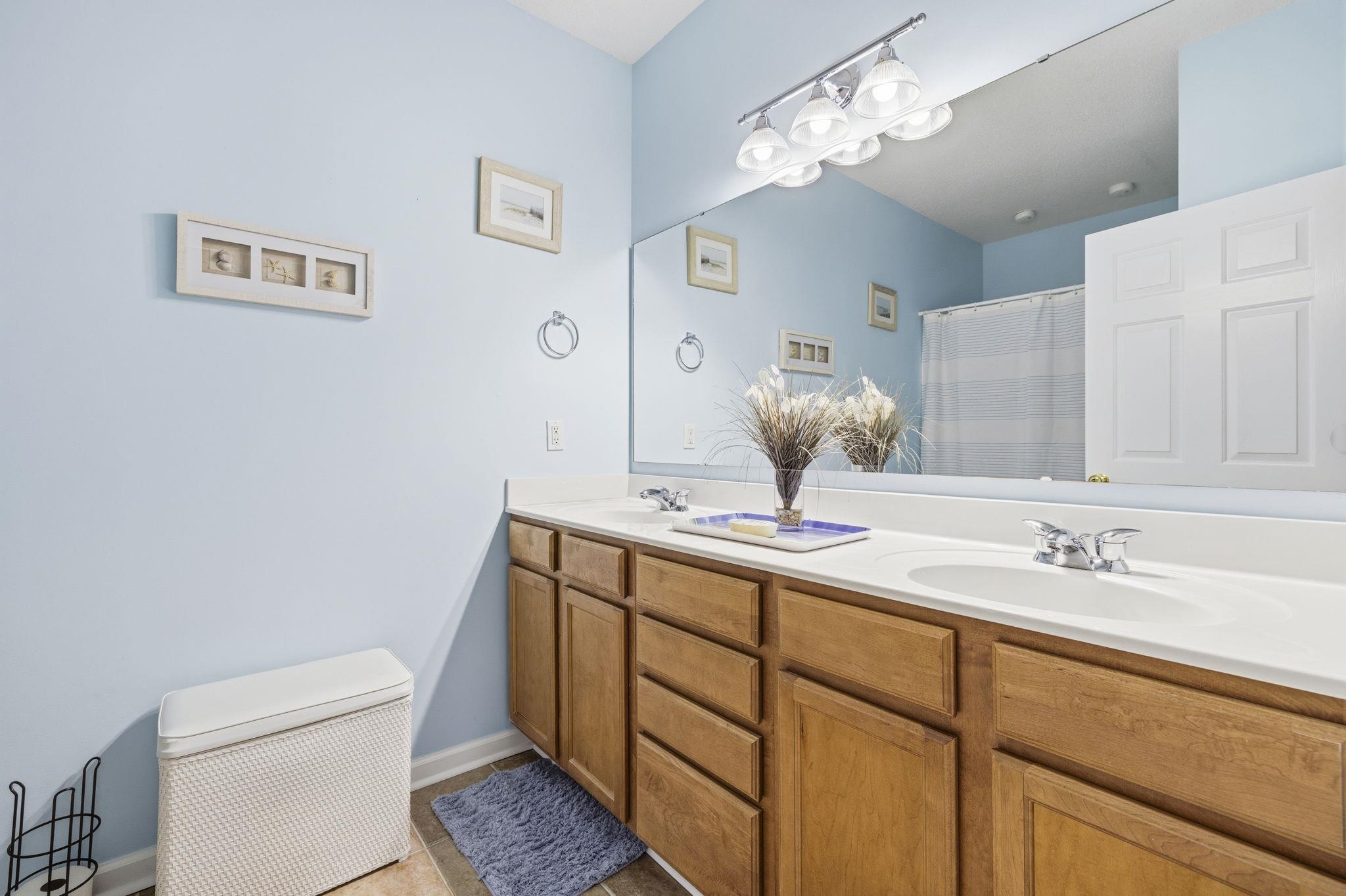 5882 Longwood Dr. Property Photo 20