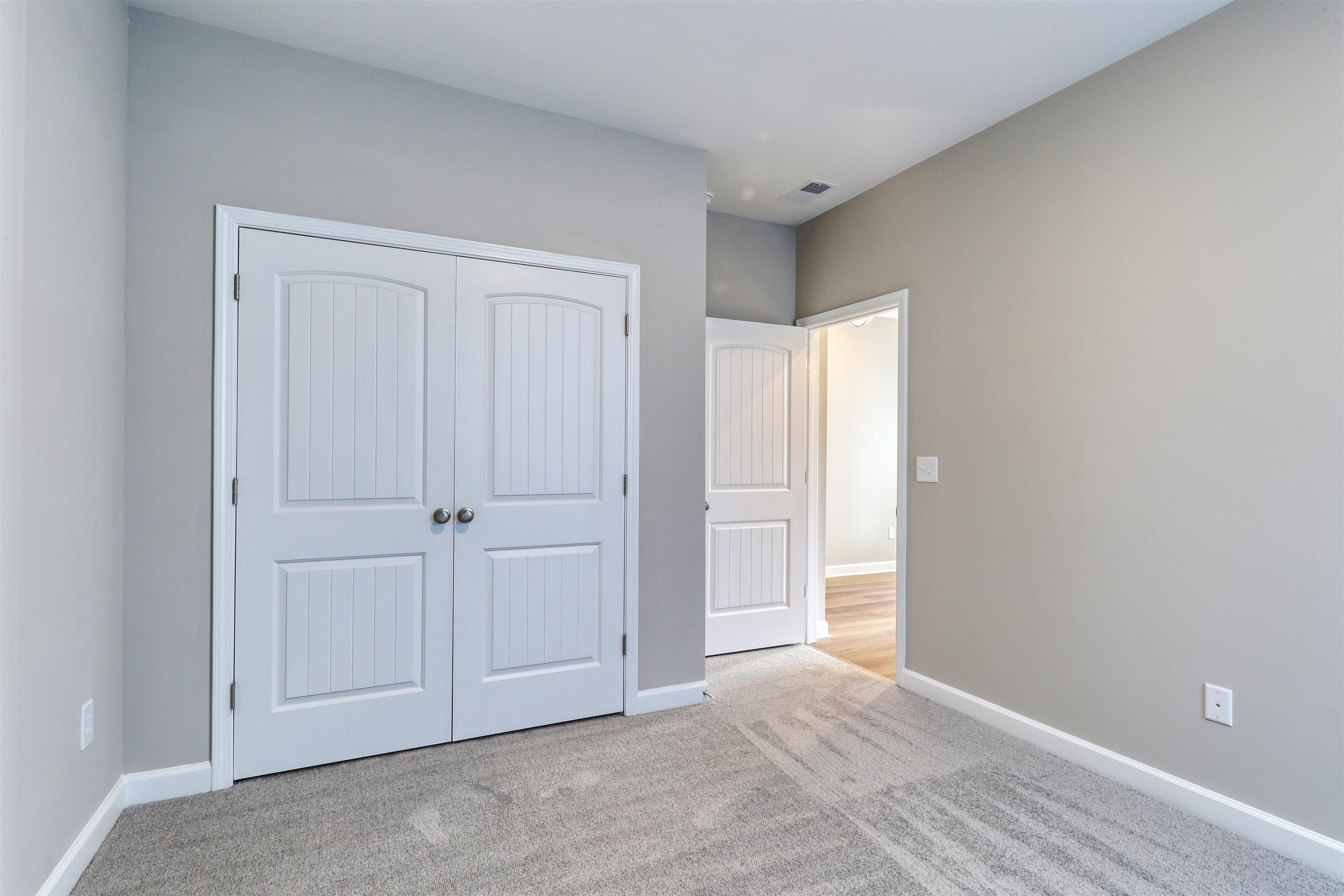 6264 Zoe Way Property Photo 11