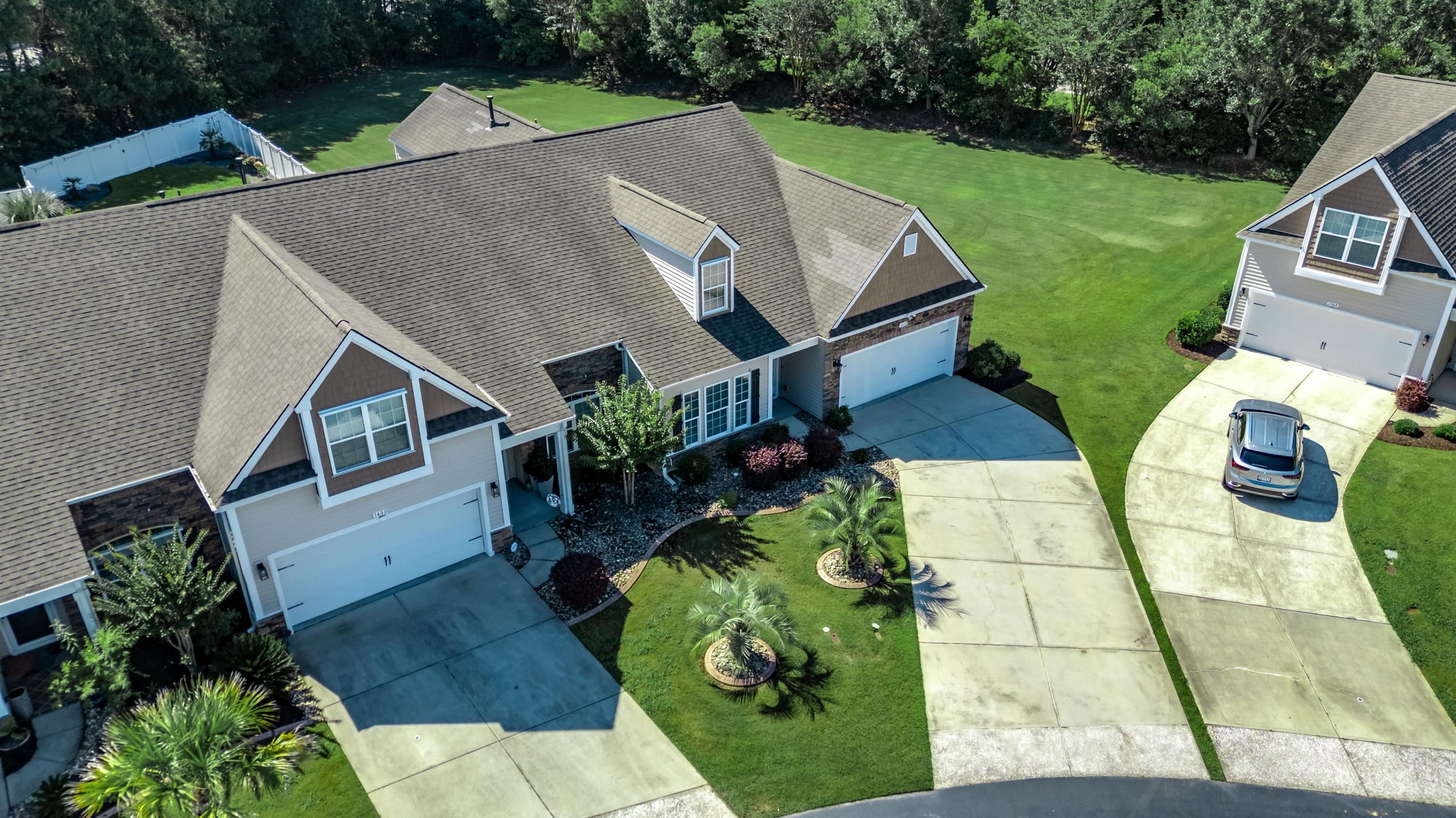 140 Parmelee Dr. Property Photo 14