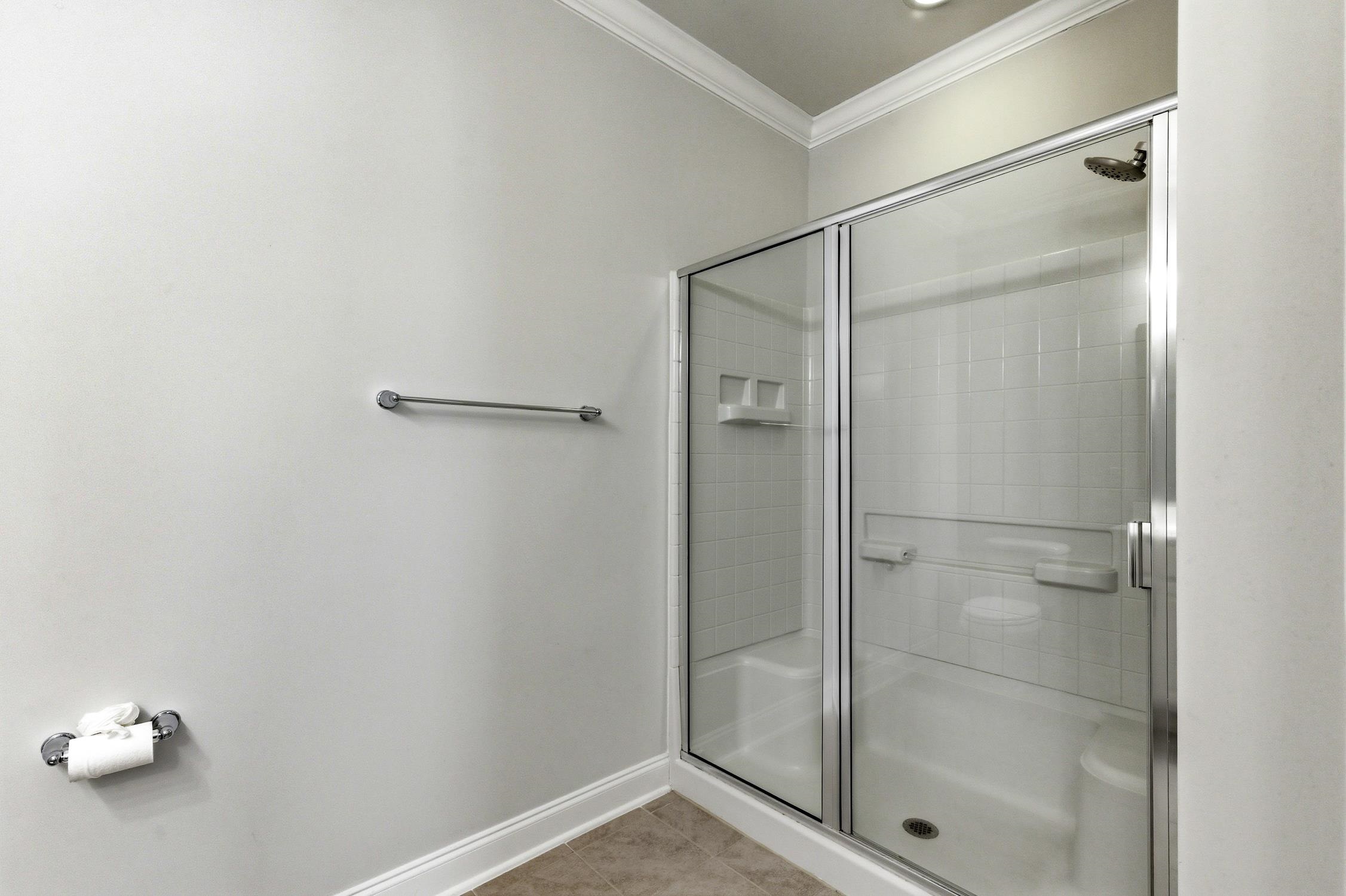 140 Parmelee Dr. Property Photo 22