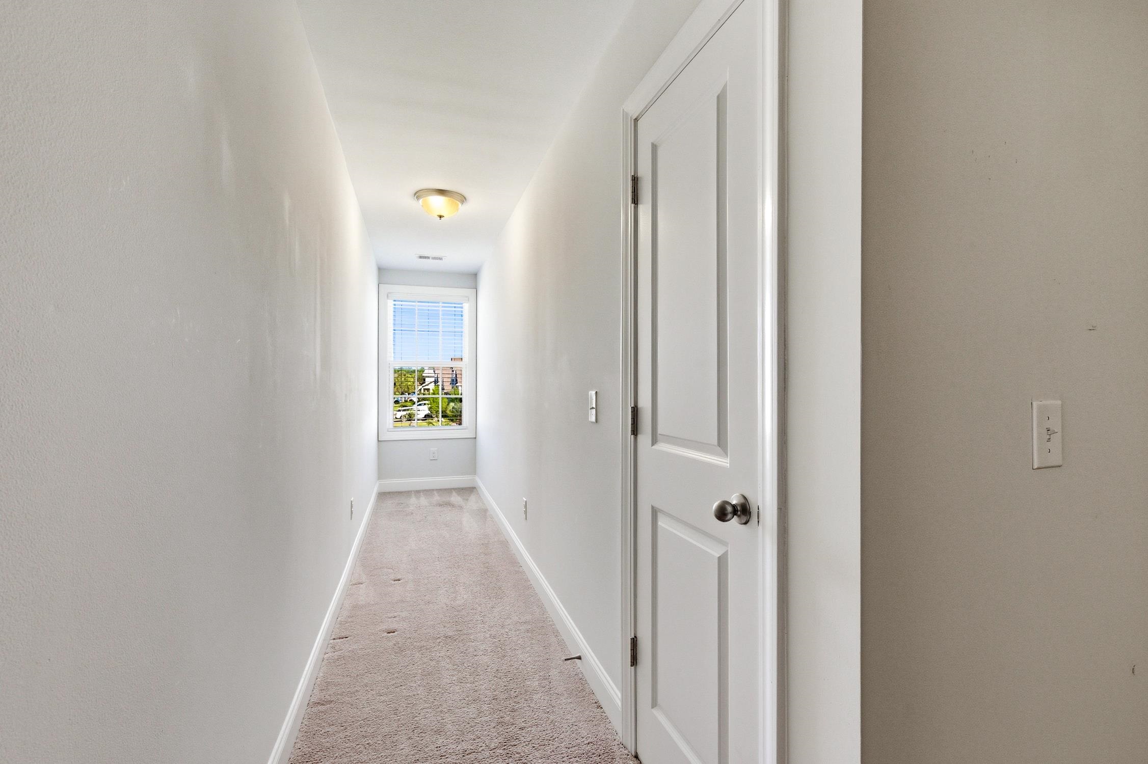 140 Parmelee Dr. Property Photo 32