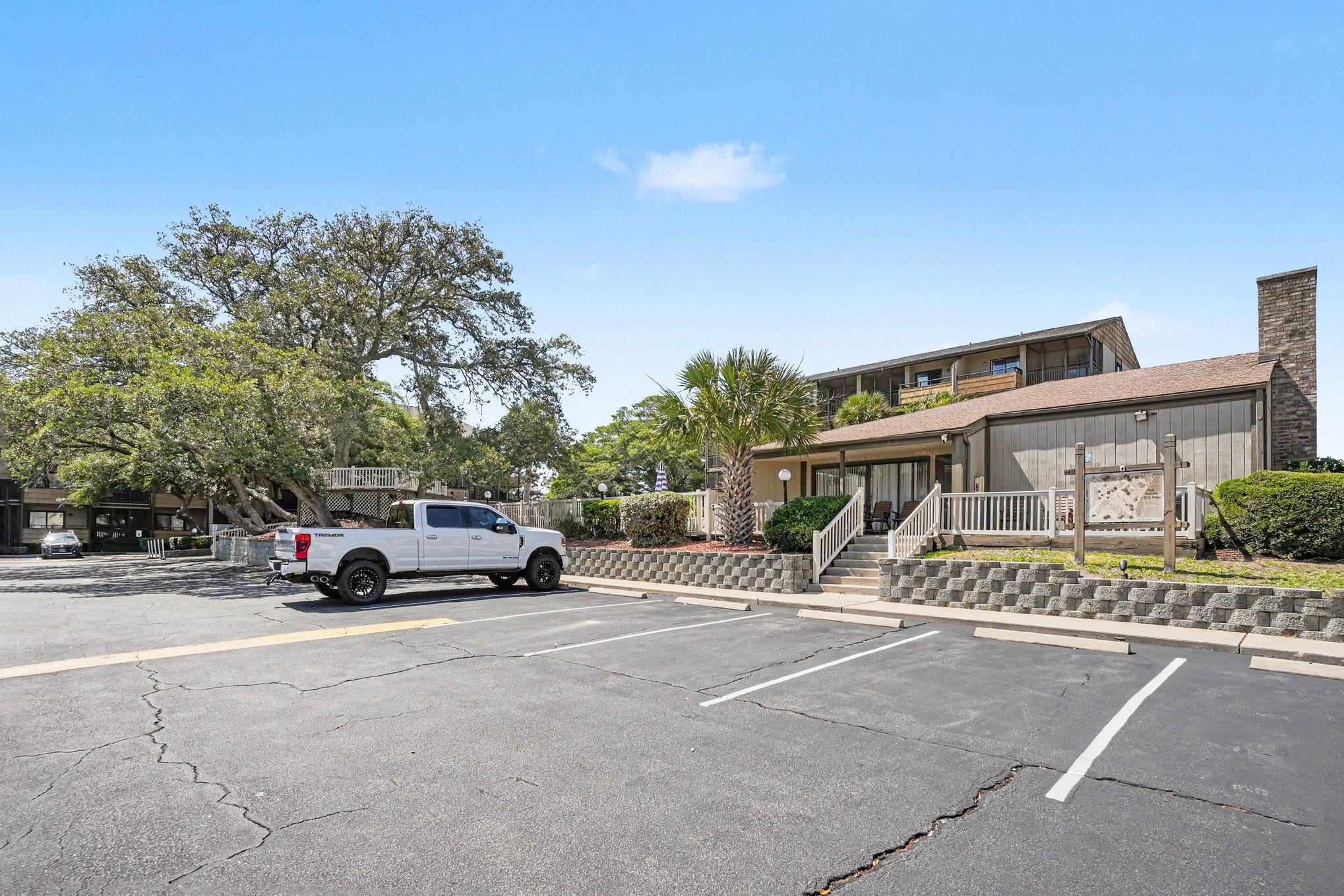 9501 Shore Dr. Property Photo 28