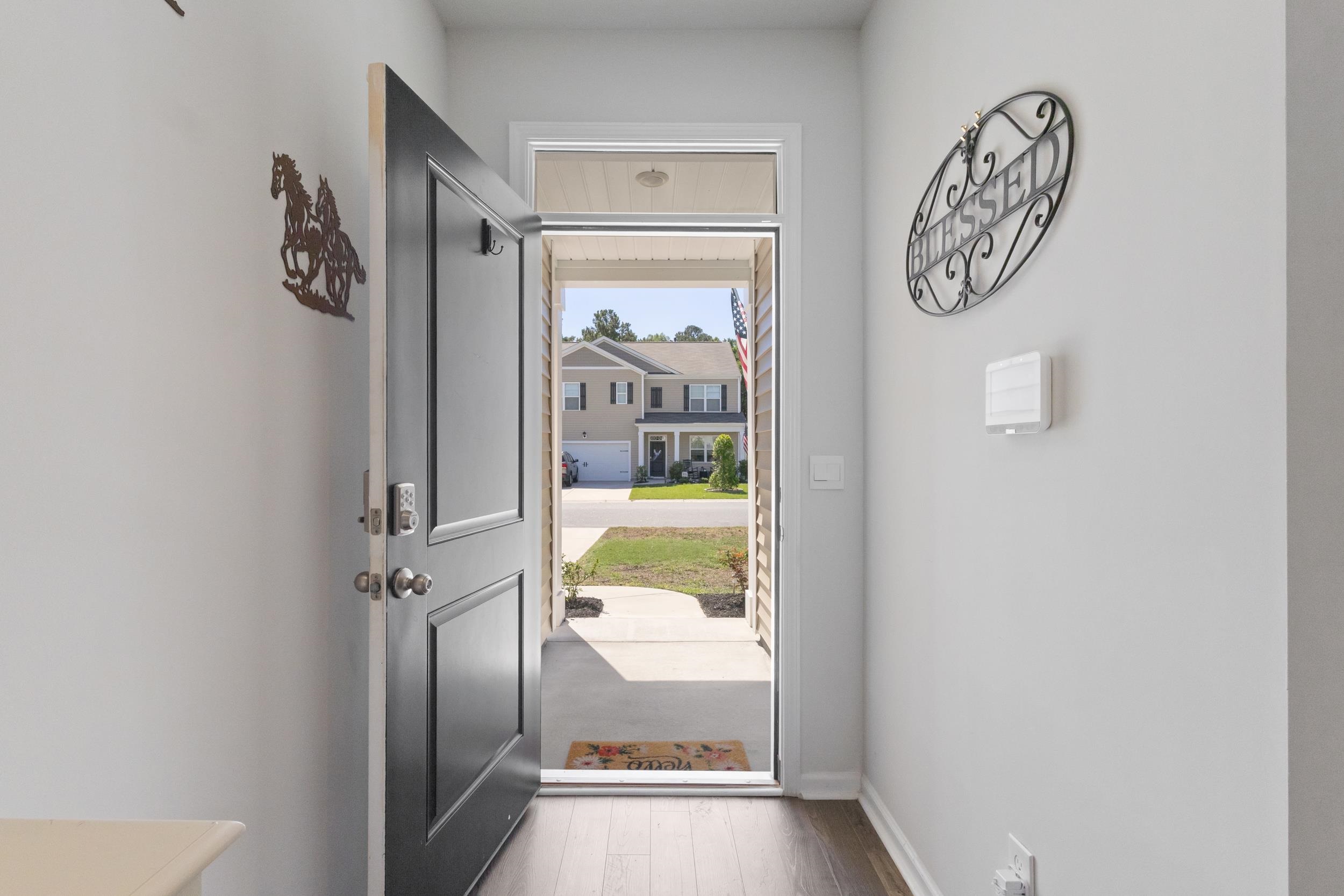 3923 Nandina Ct. Property Photo 7