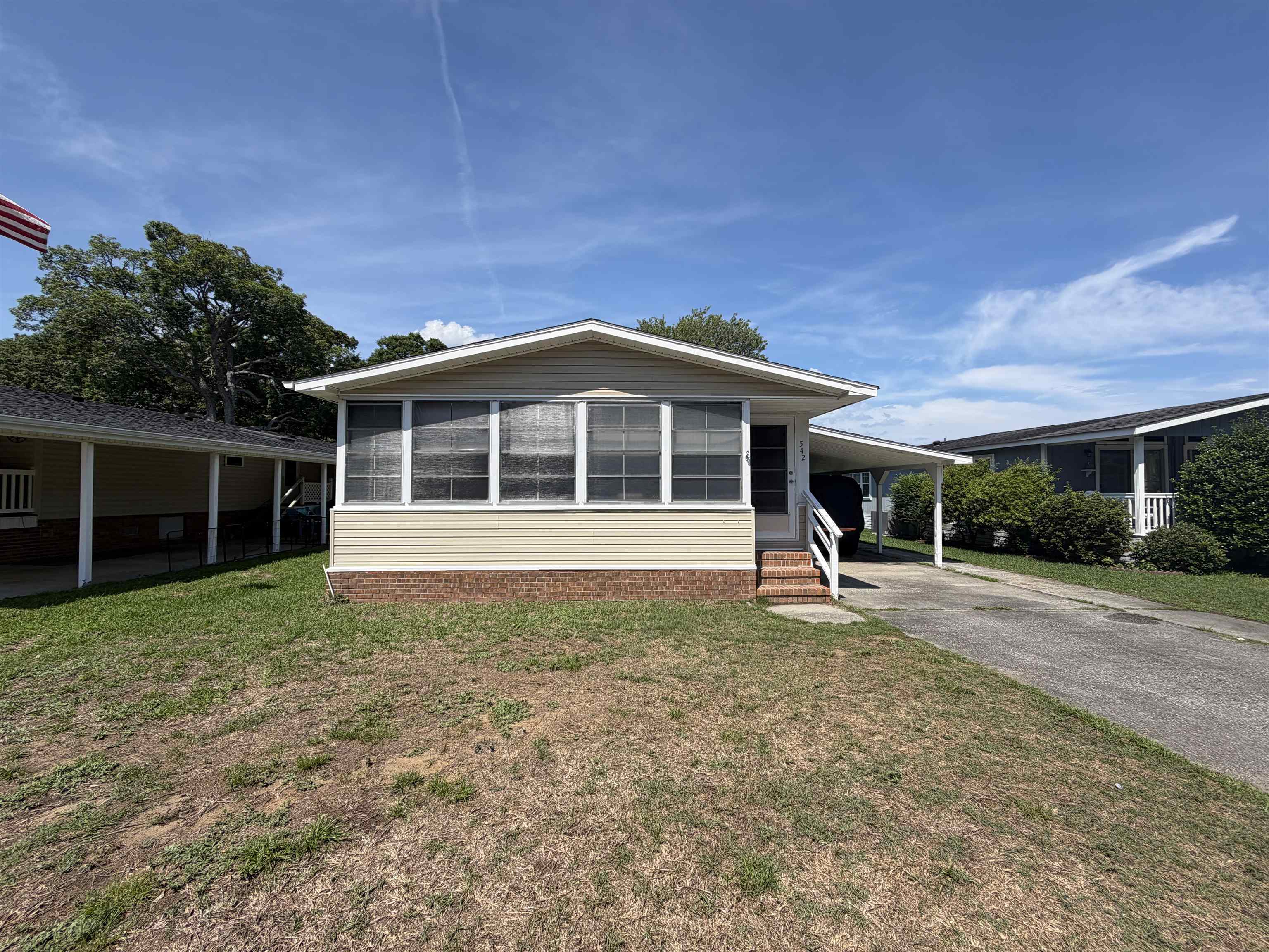 542 Oceanside Dr. Property Photo 29