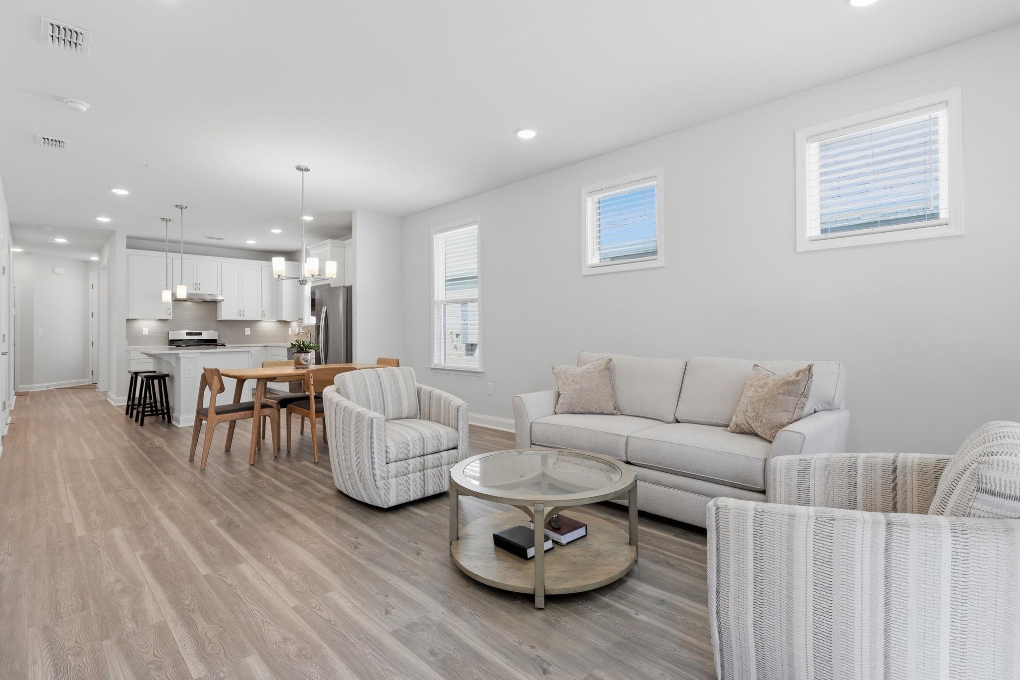 1513 Littleleaf Loop Property Photo 13