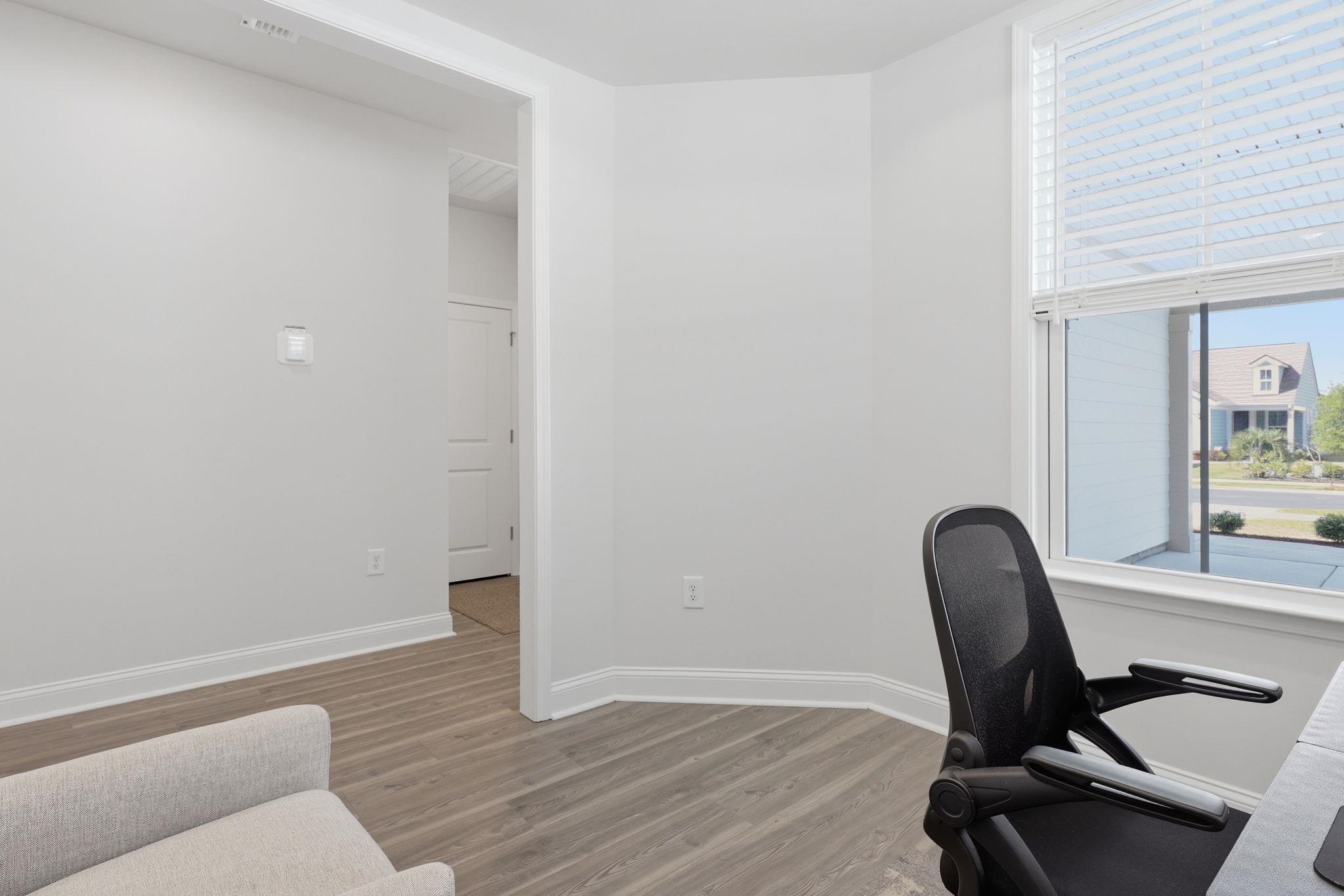 1513 Littleleaf Loop Property Photo 25