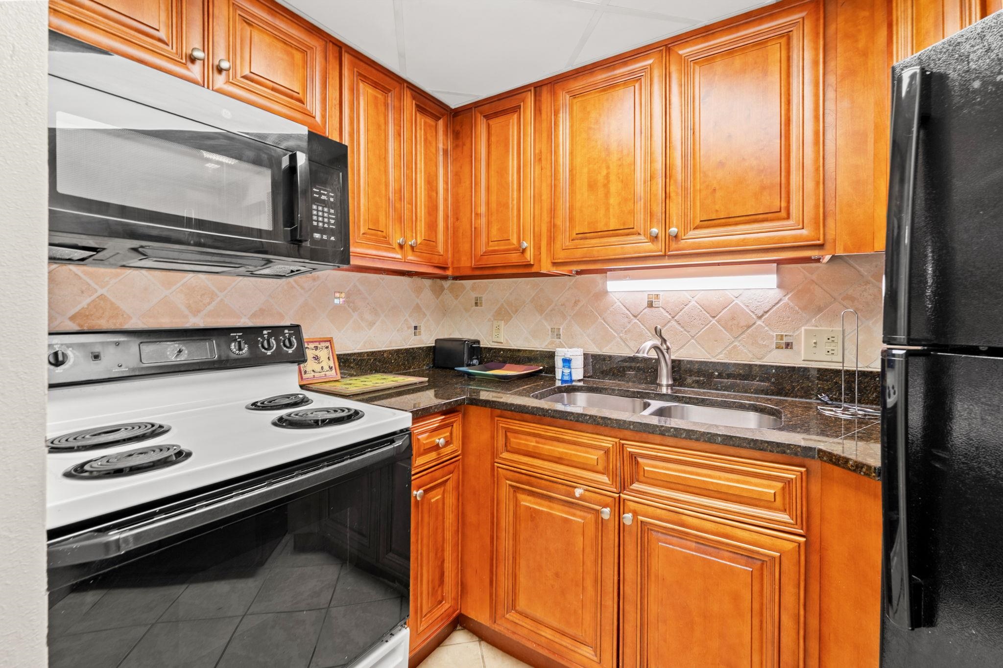 1501 S Ocean Blvd. Property Photo 8