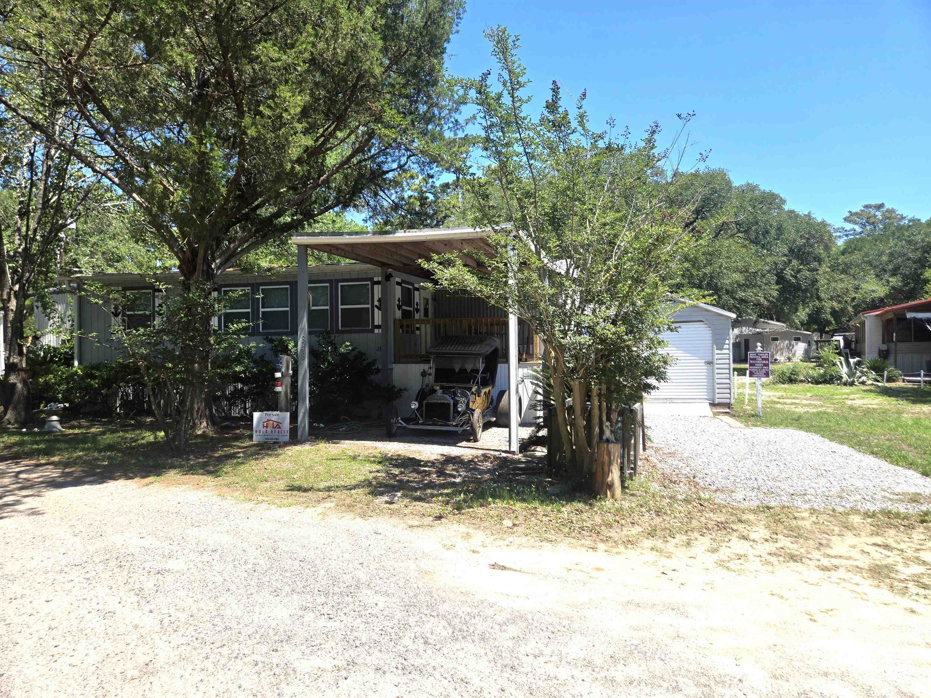 348 Bridge St. Property Photo 3