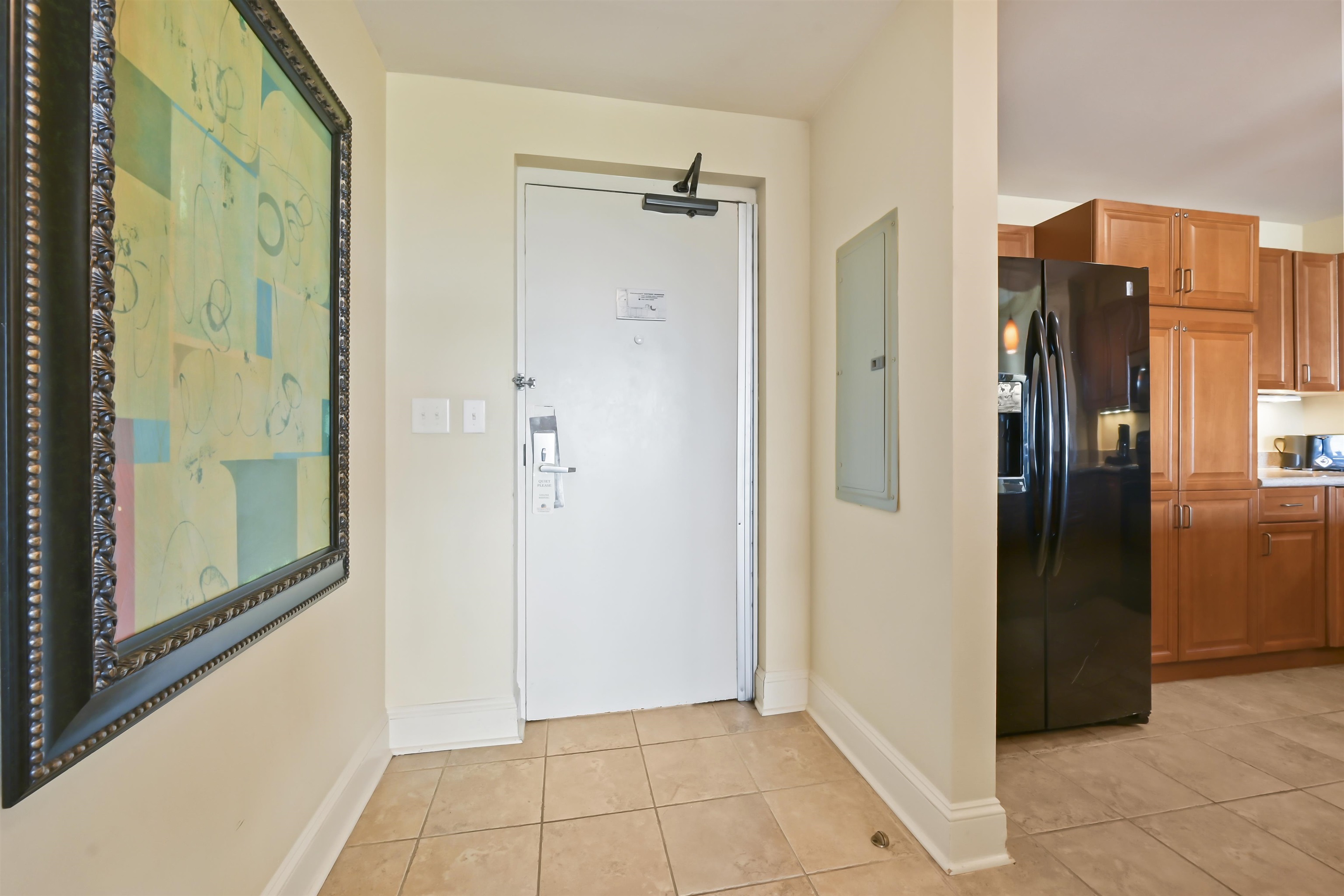 8121 Amalfi Pl. Property Photo 6