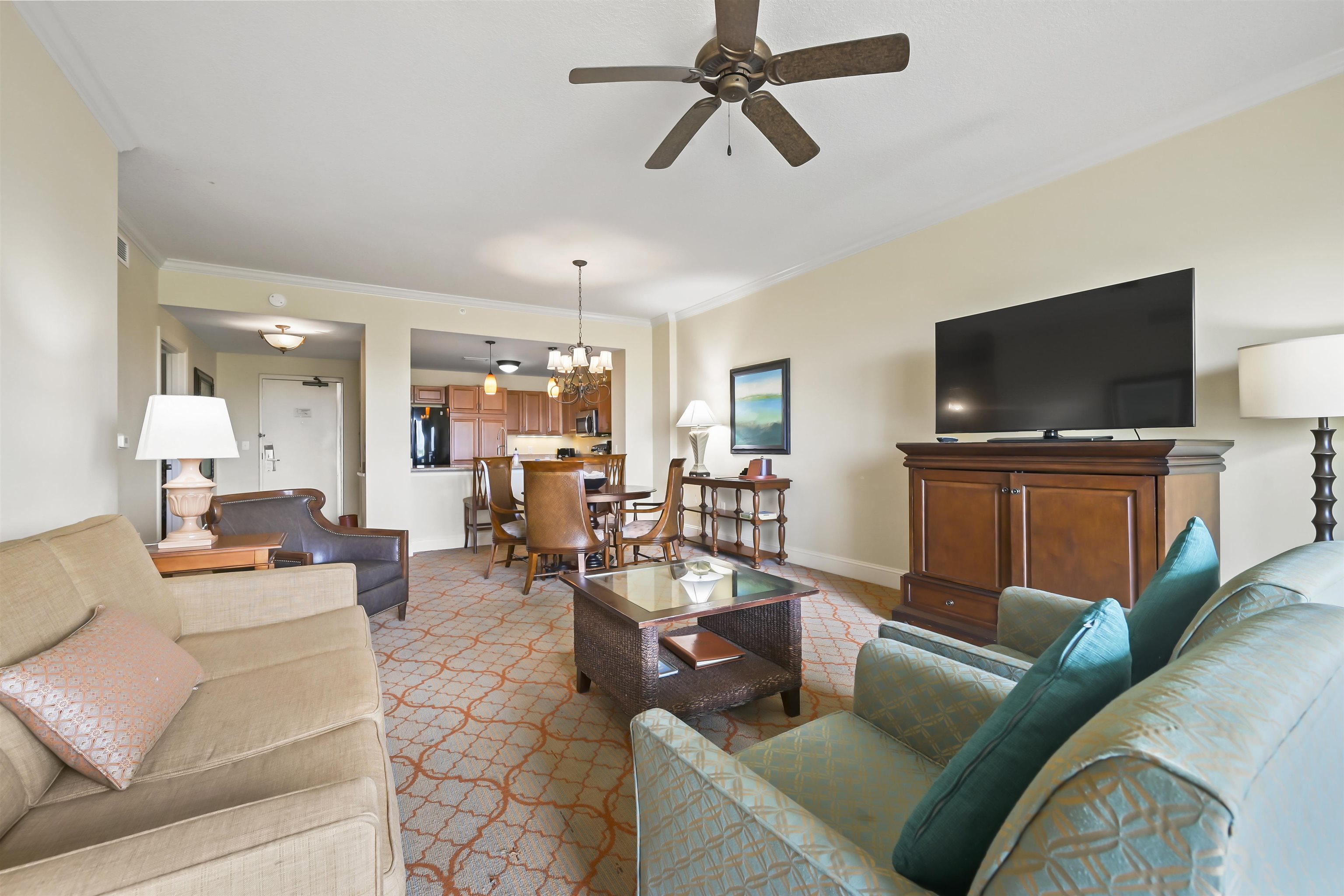 8121 Amalfi Pl. Property Photo 9