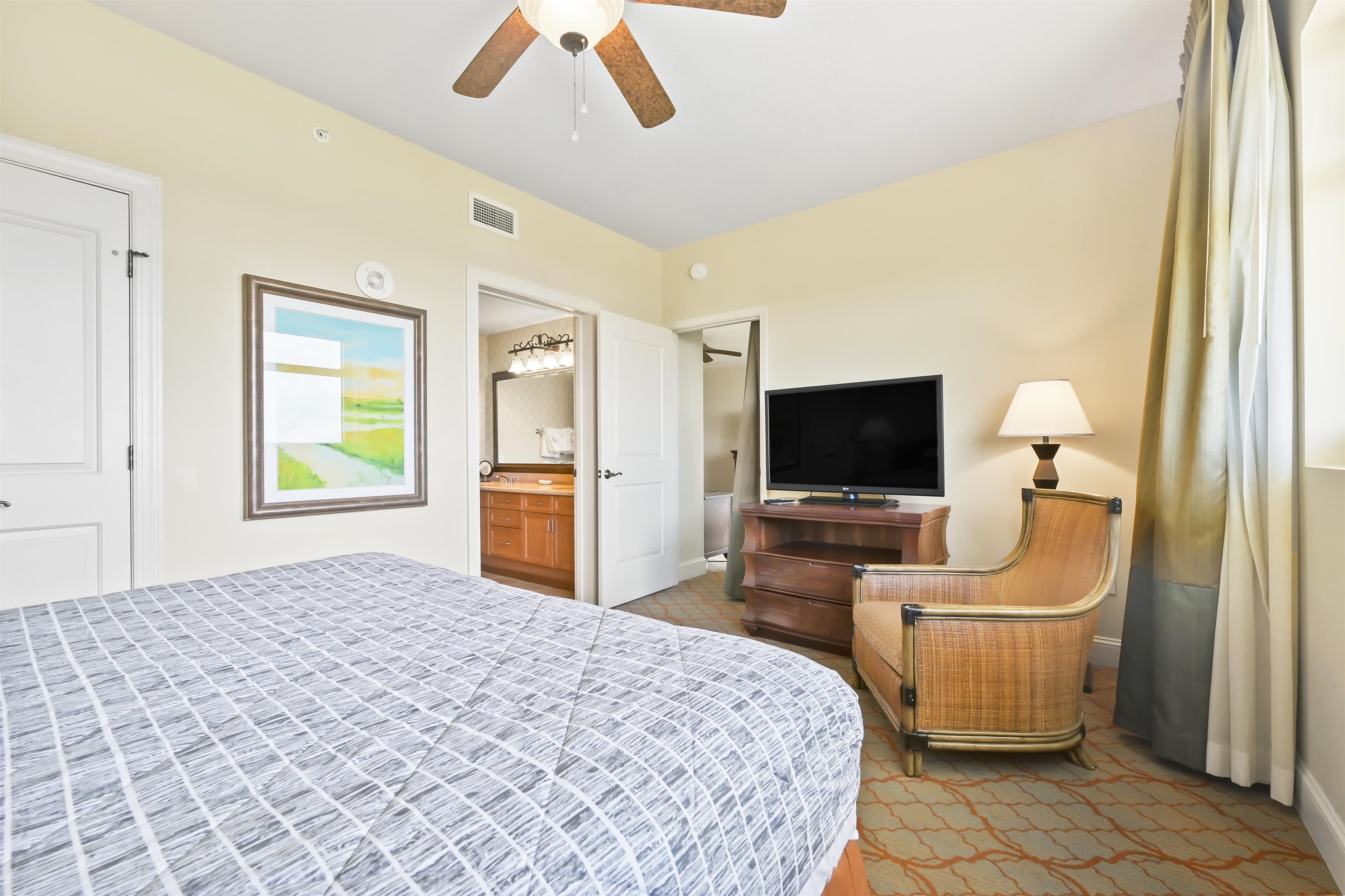8121 Amalfi Pl. Property Photo 26