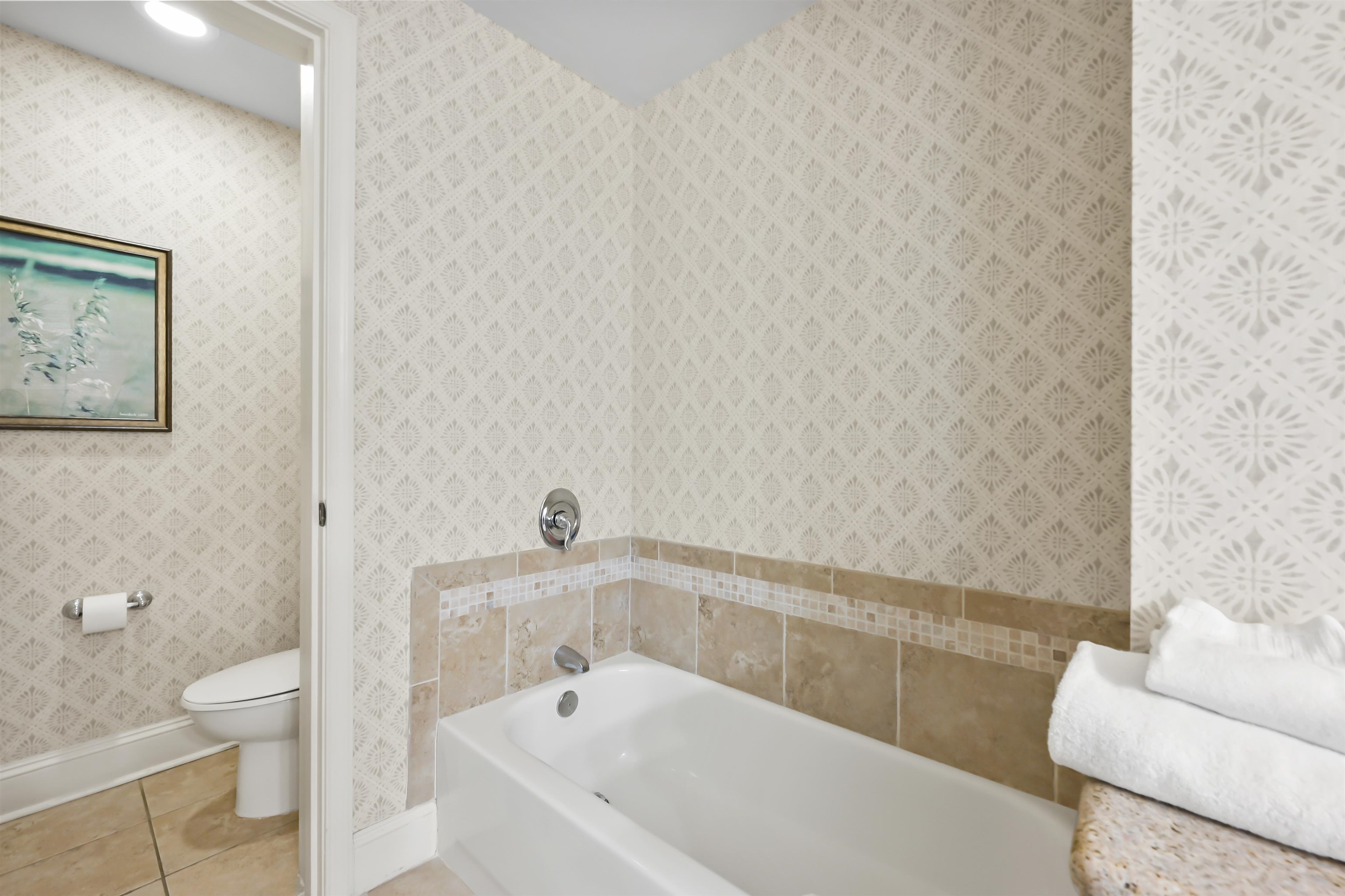 8121 Amalfi Pl. Property Photo 28