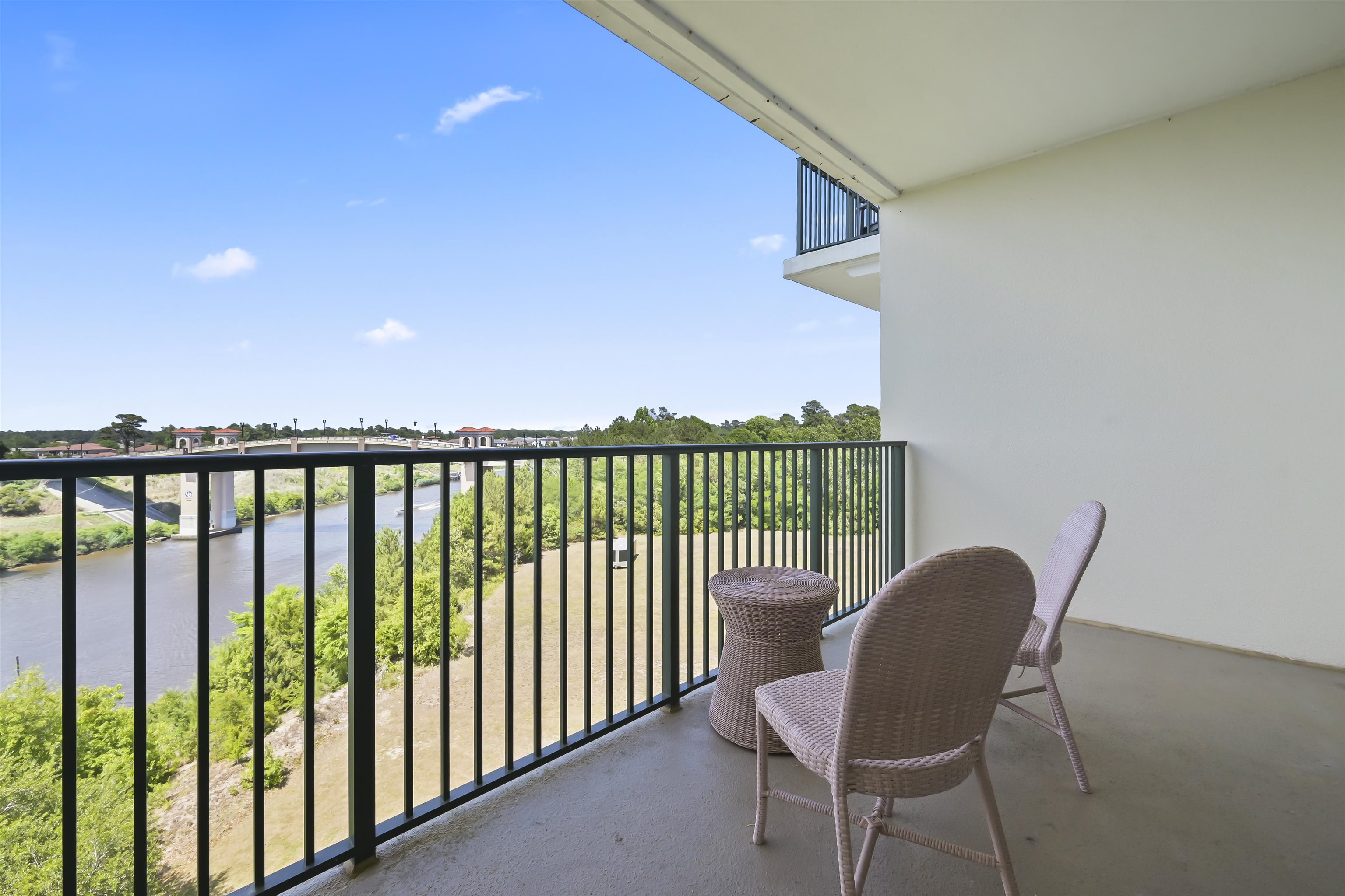 8121 Amalfi Pl. Property Photo 31