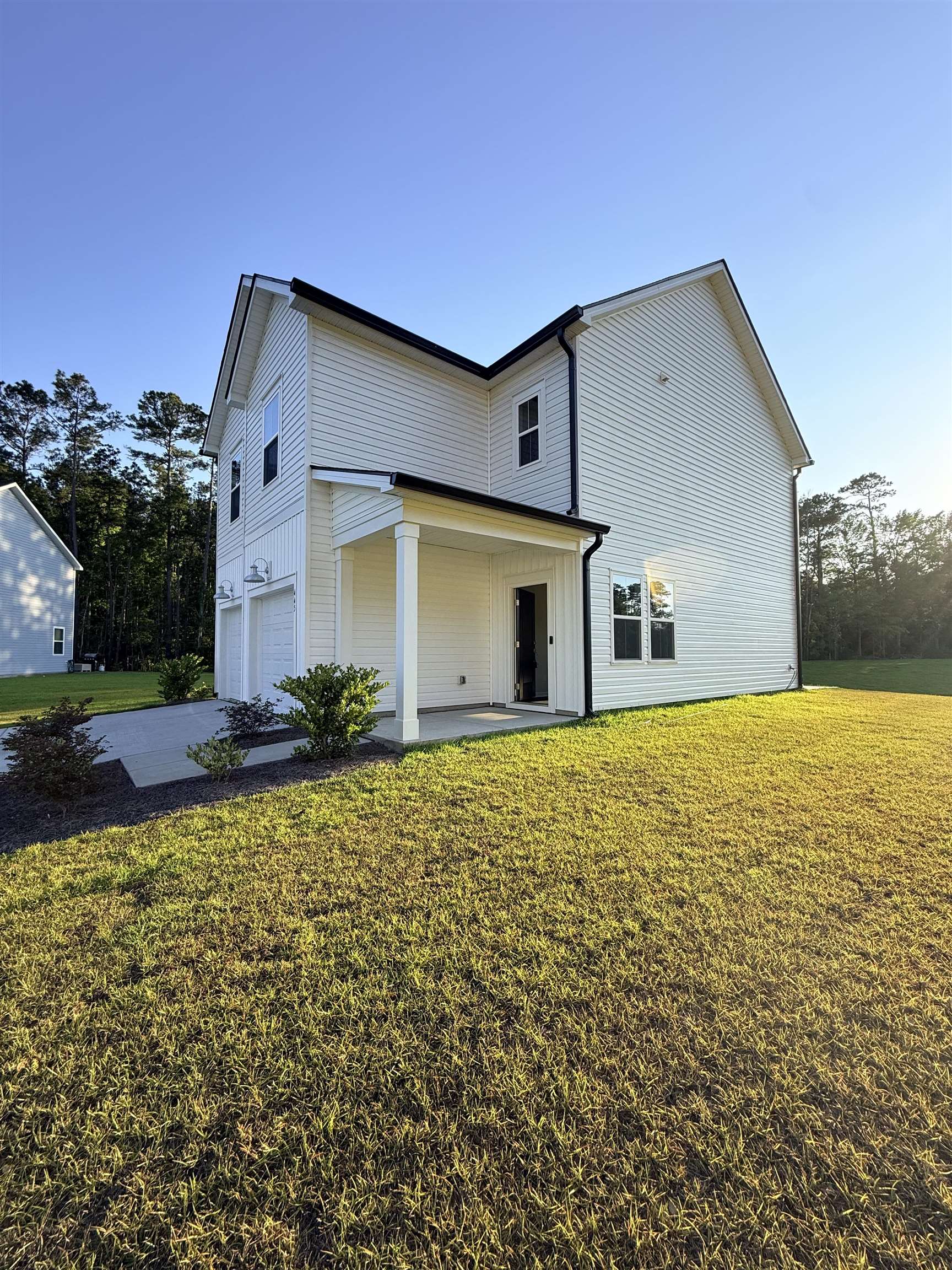 445 Falling Leaf Loop Property Photo 39