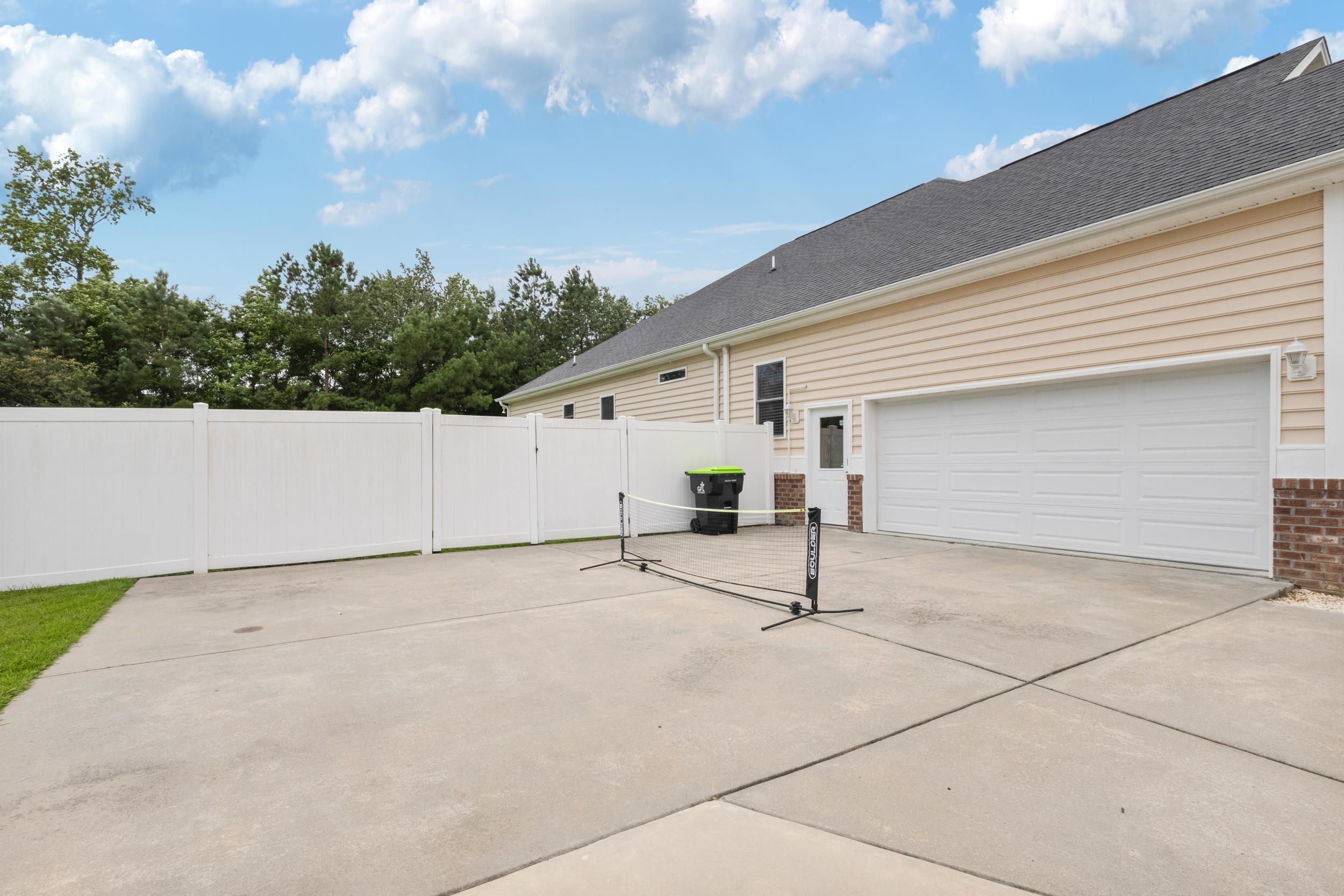 112 Pottery Landing Dr. Property Photo 41