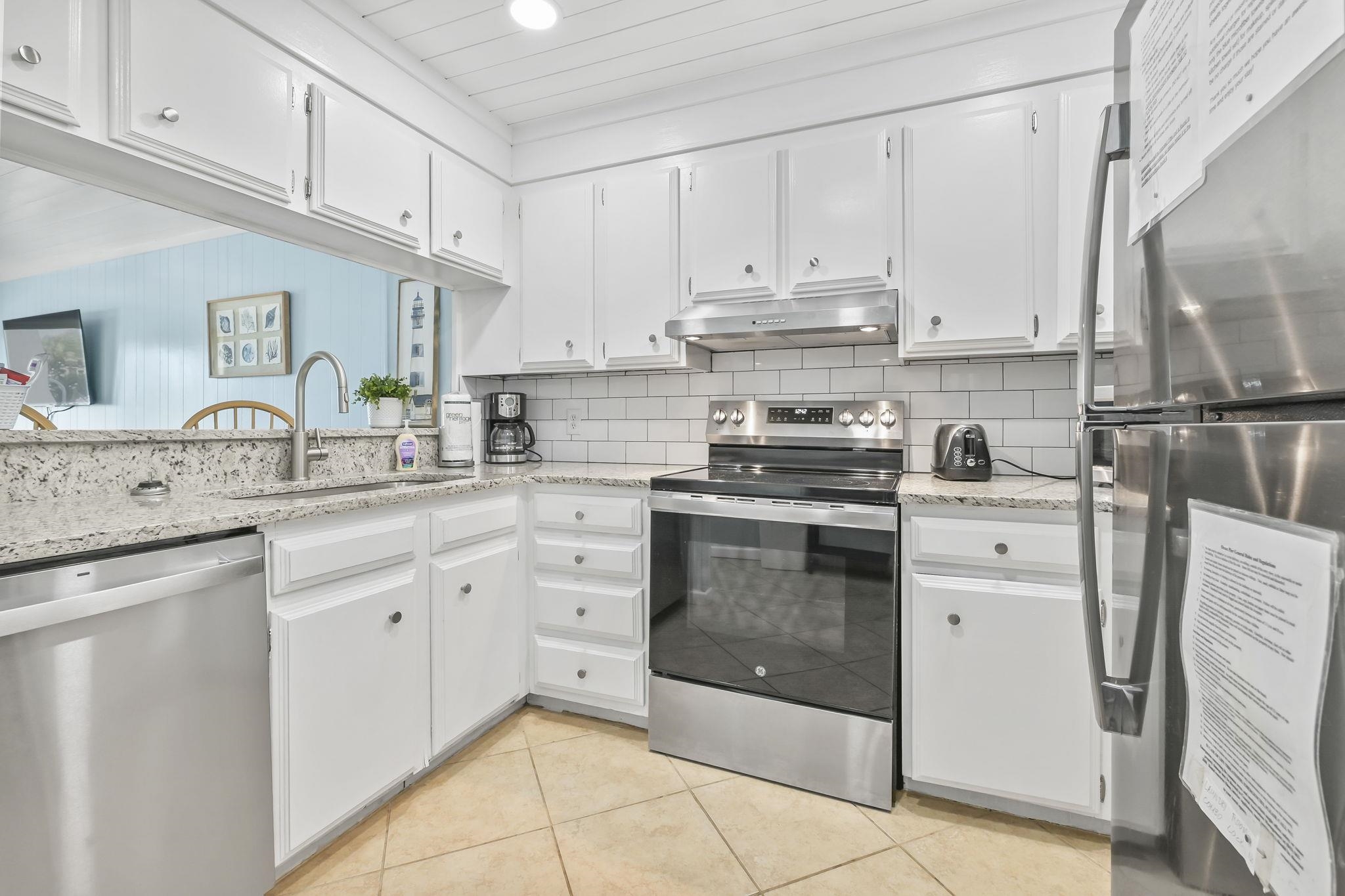 4315 S Ocean Blvd. Property Photo 8