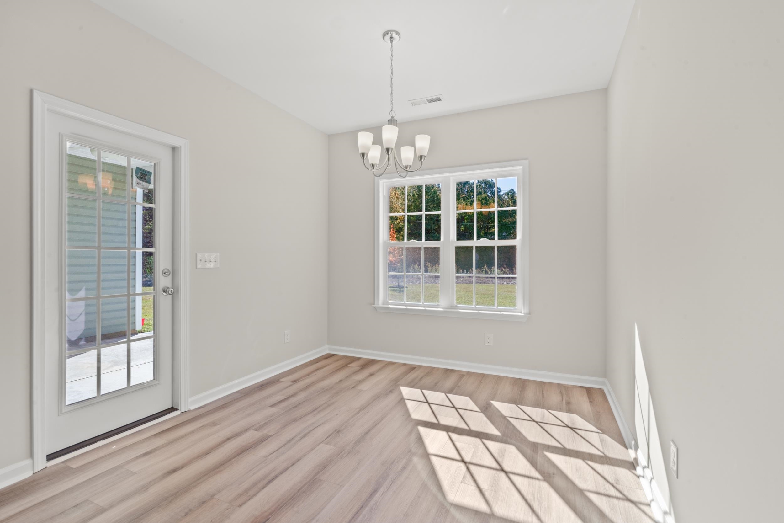 156 Stillbrook Dr. Property Photo 6