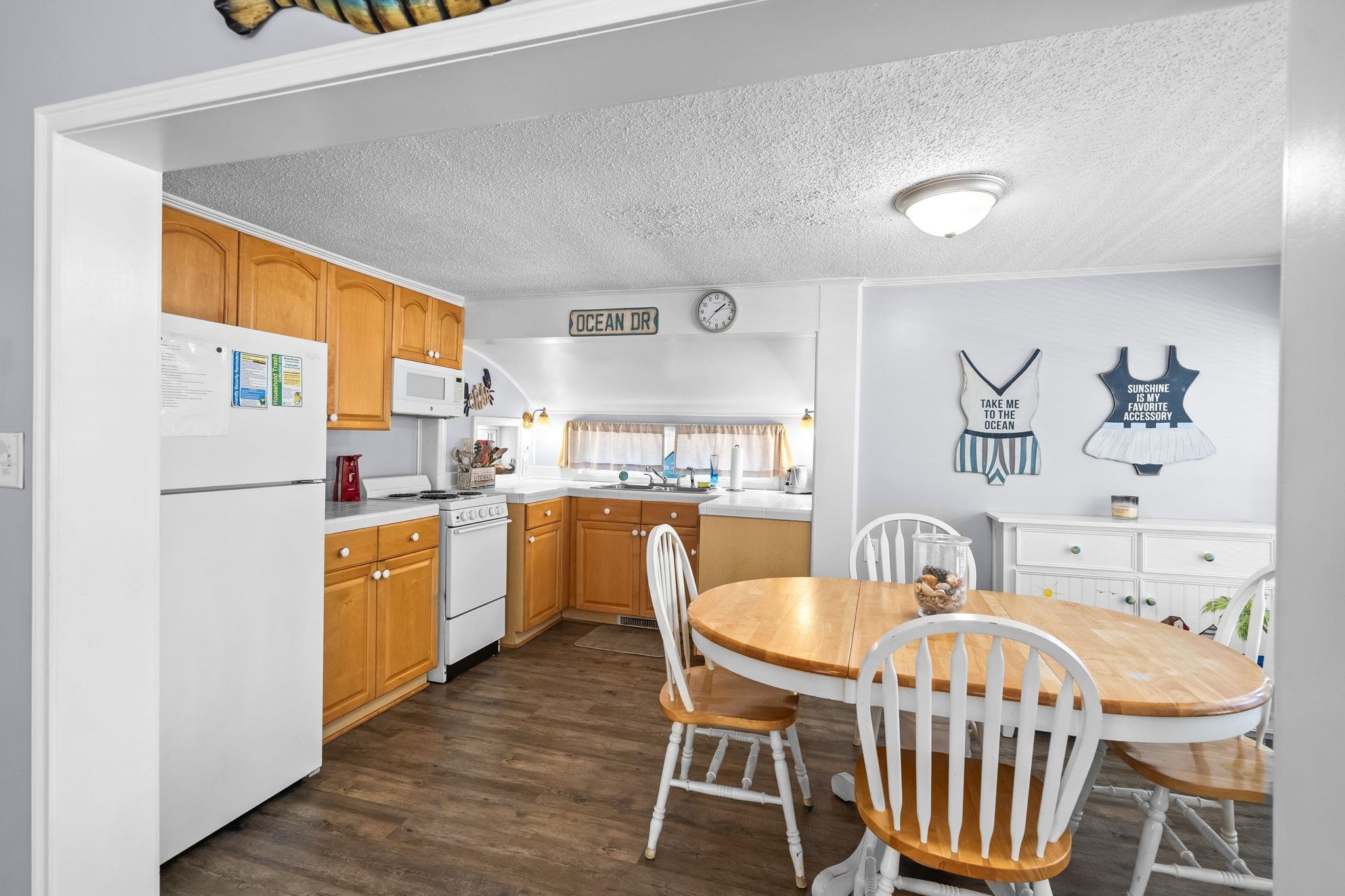 6001-1672 S Kings Hwy. Property Photo 11